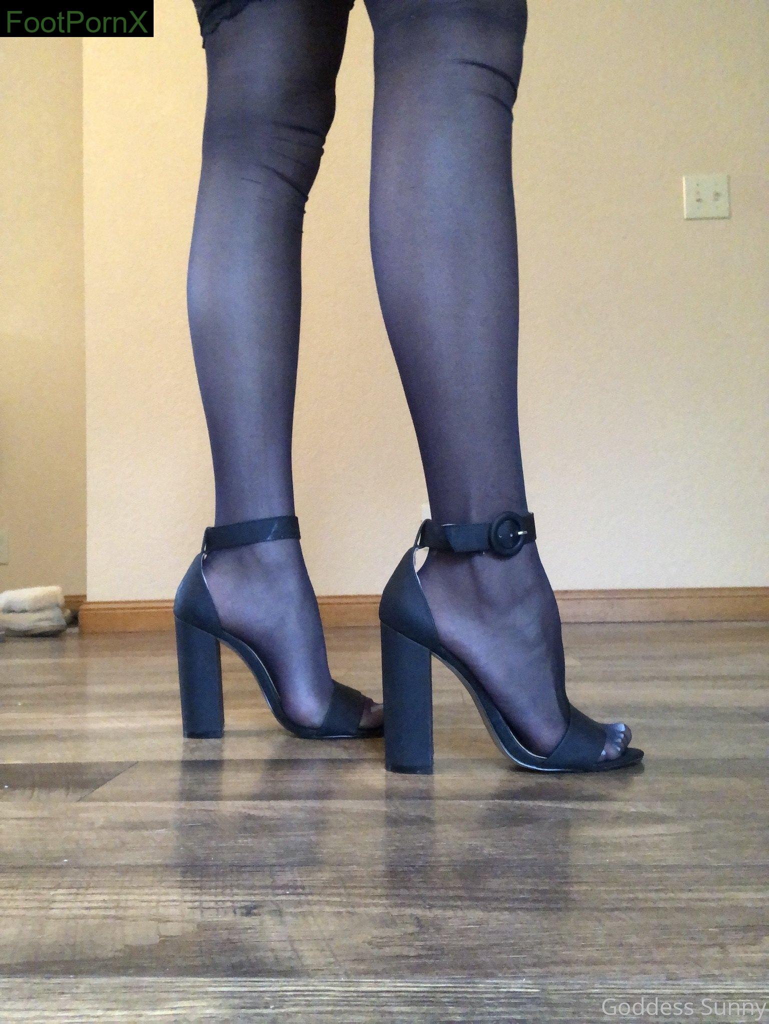 worshipviola feet photo 12