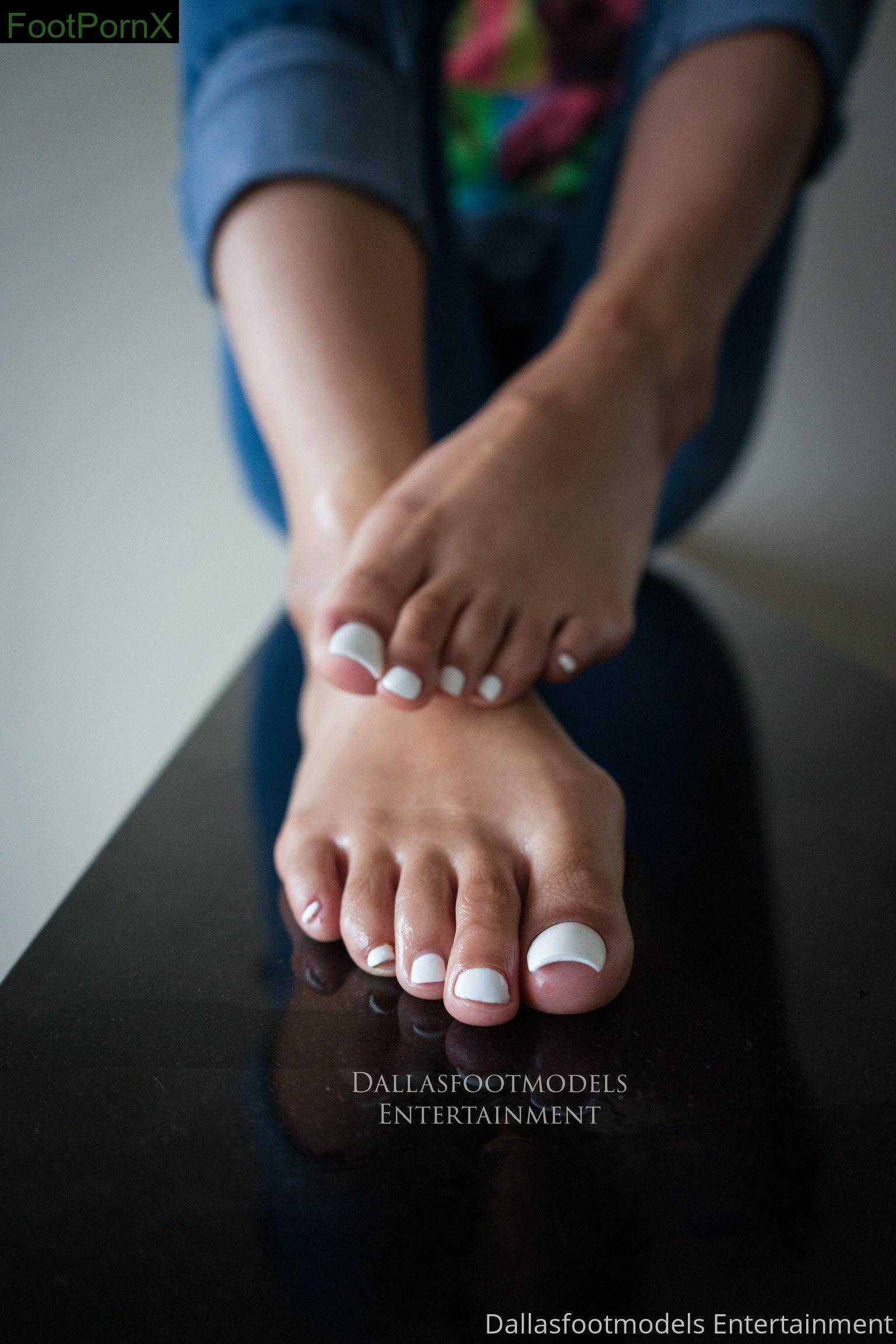 dallasfootmodelsent feet photo 13