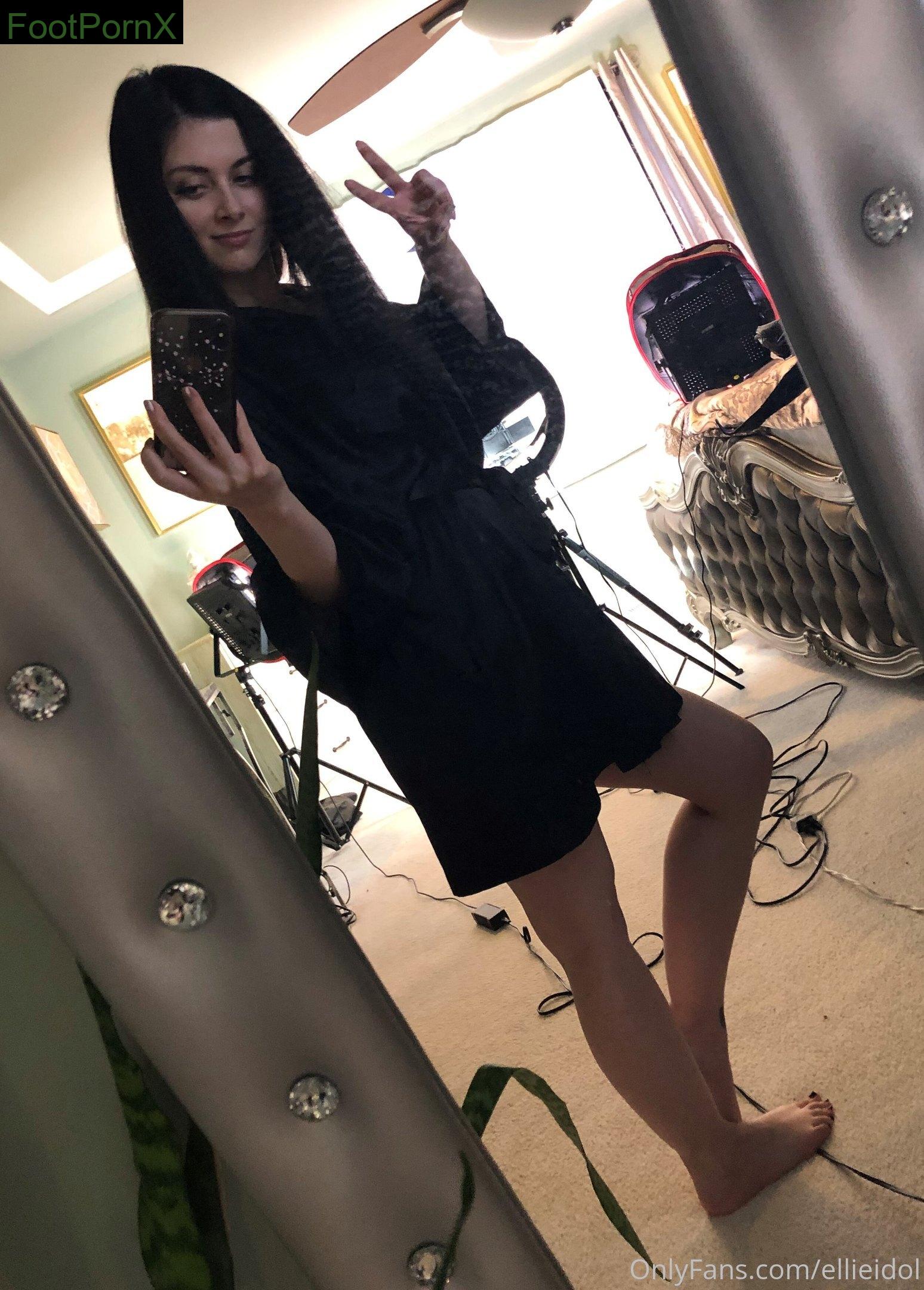 ellieidol feet photo 6