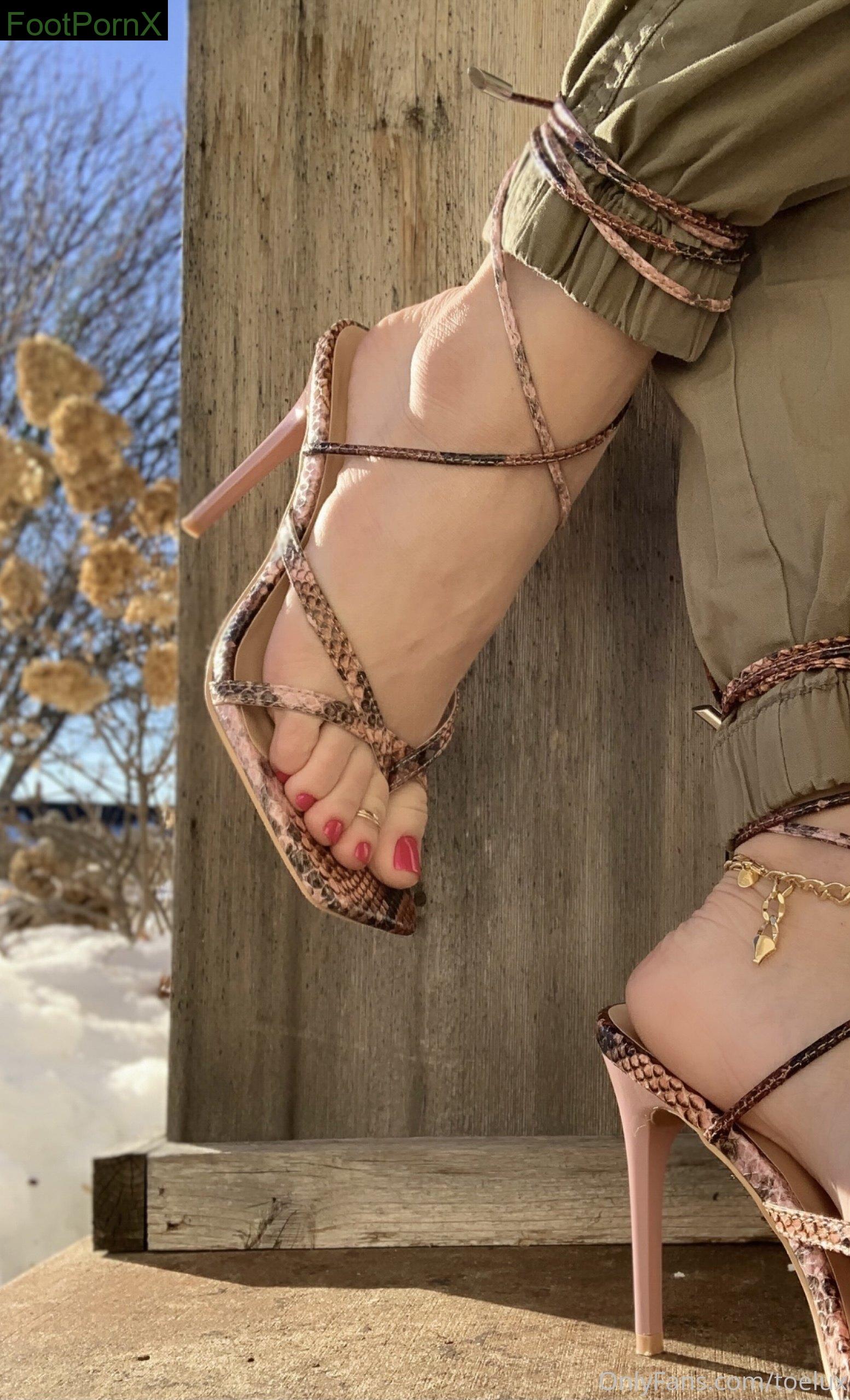 toeluxx feet photo 20