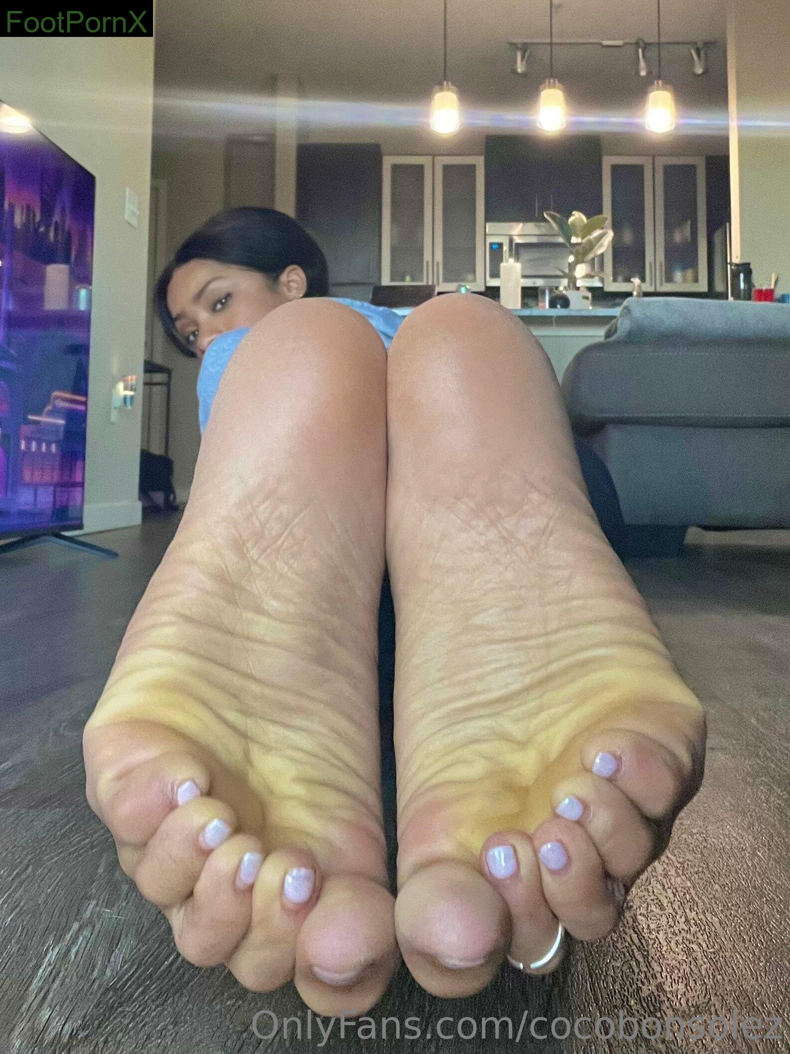 cocobonsolez feet photo 3