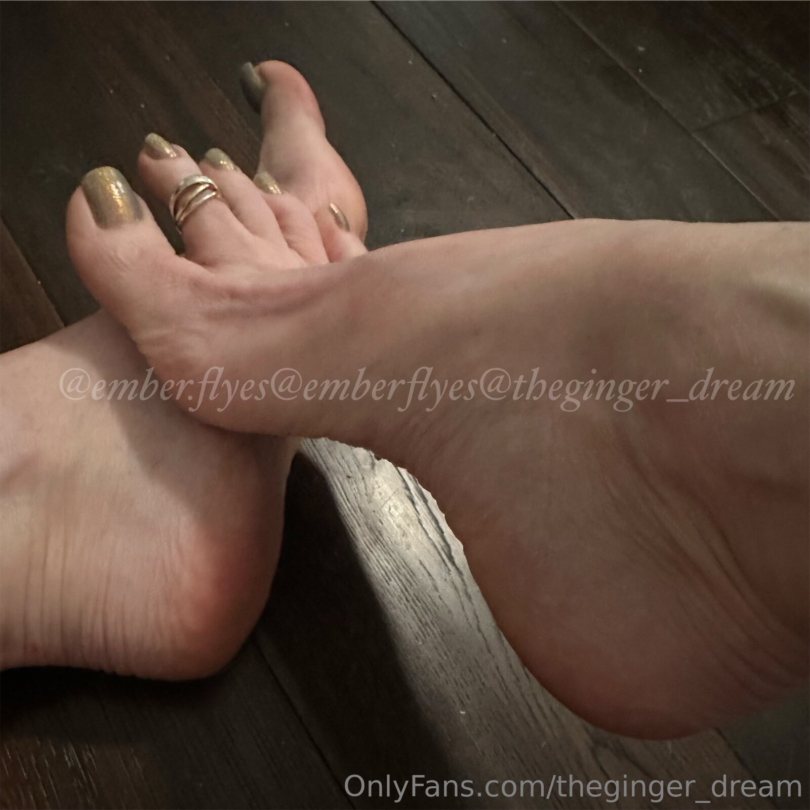 theginger_dream feet photo 12