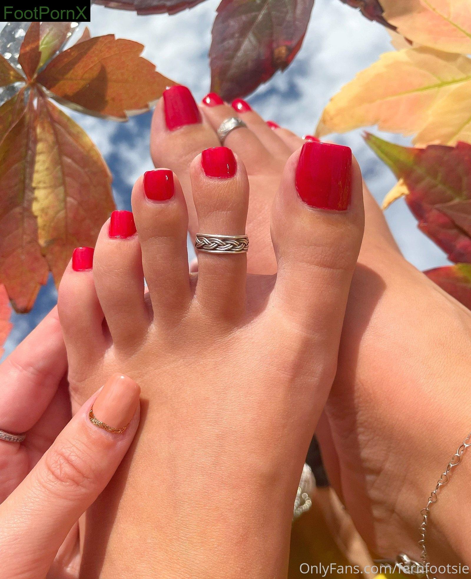 fernfootsie feet photo 8