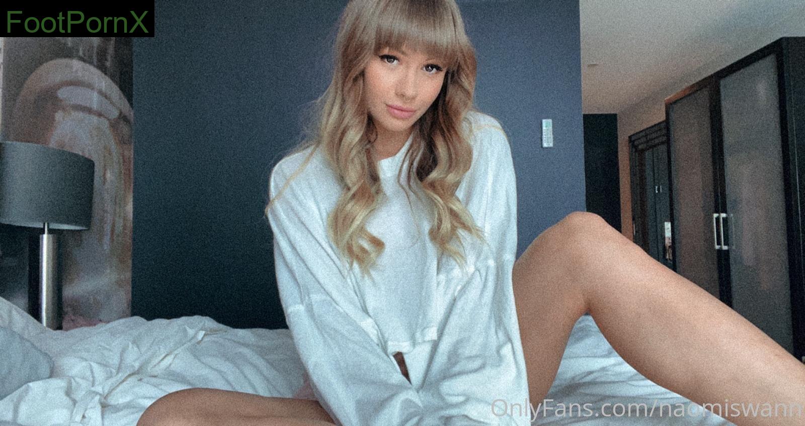 naomiswann feet photo 24