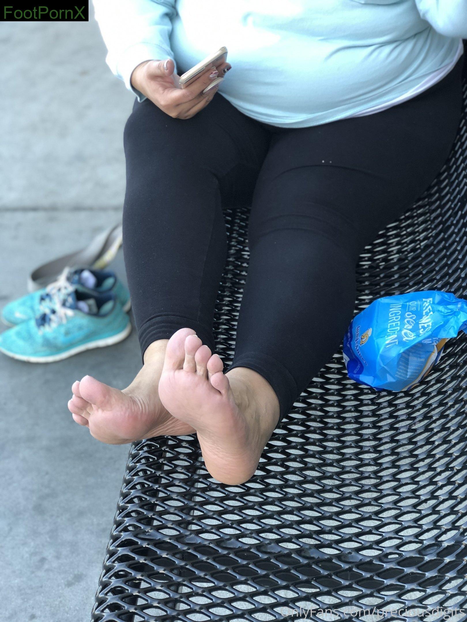 preciousdigits feet photo 22
