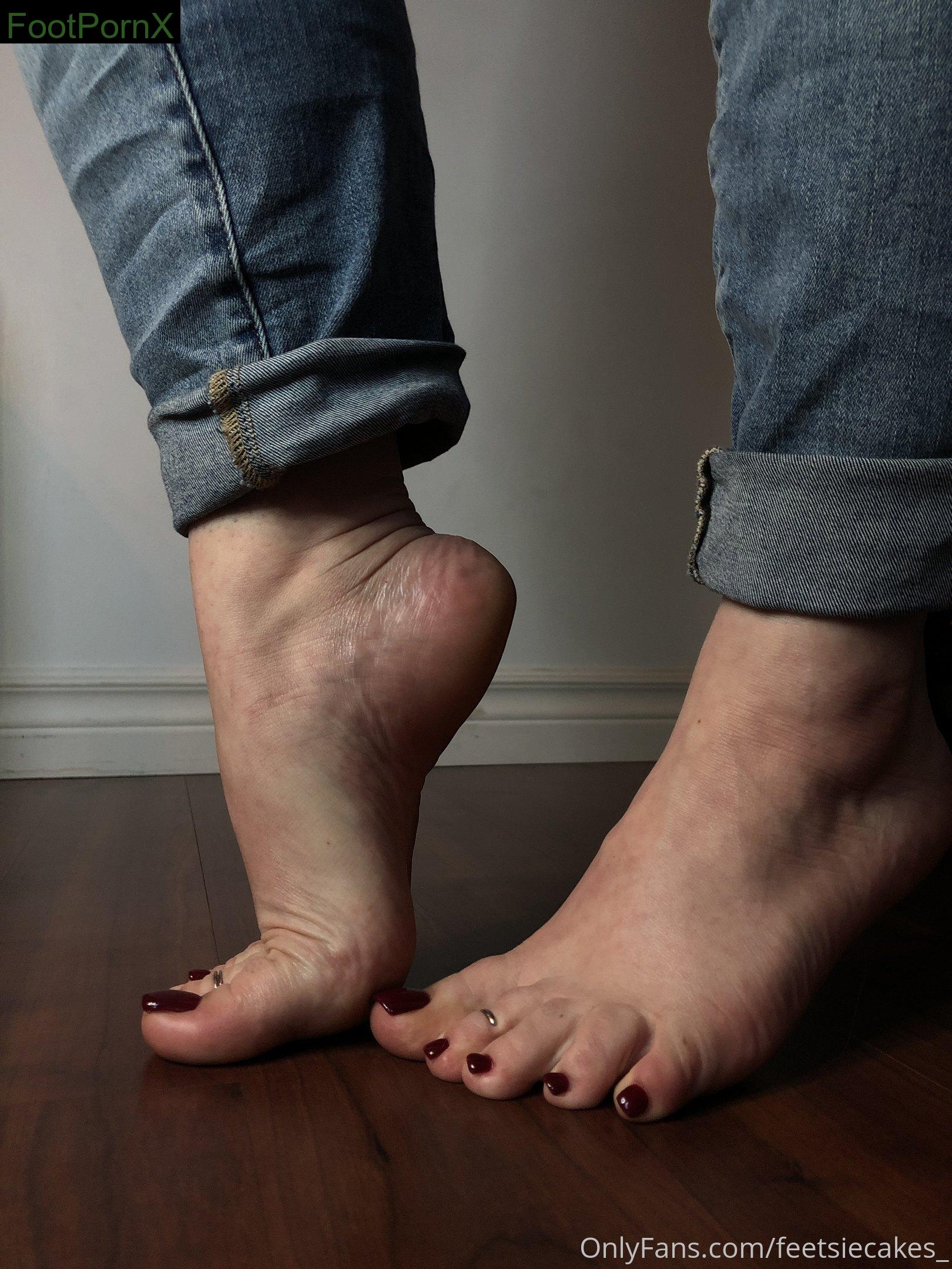 feetsiecakes_ feet photo 11