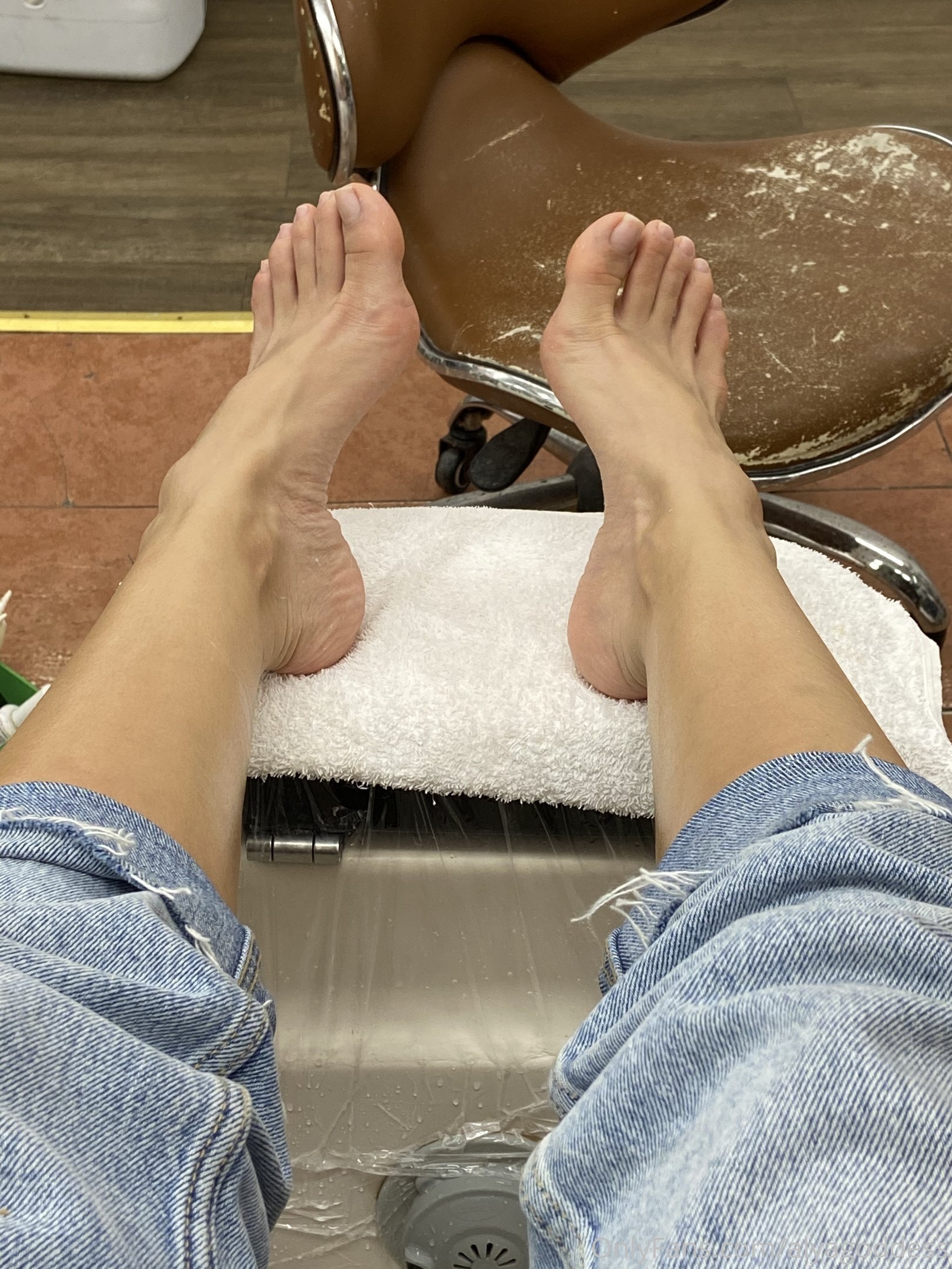 alyagoddess feet photo 18