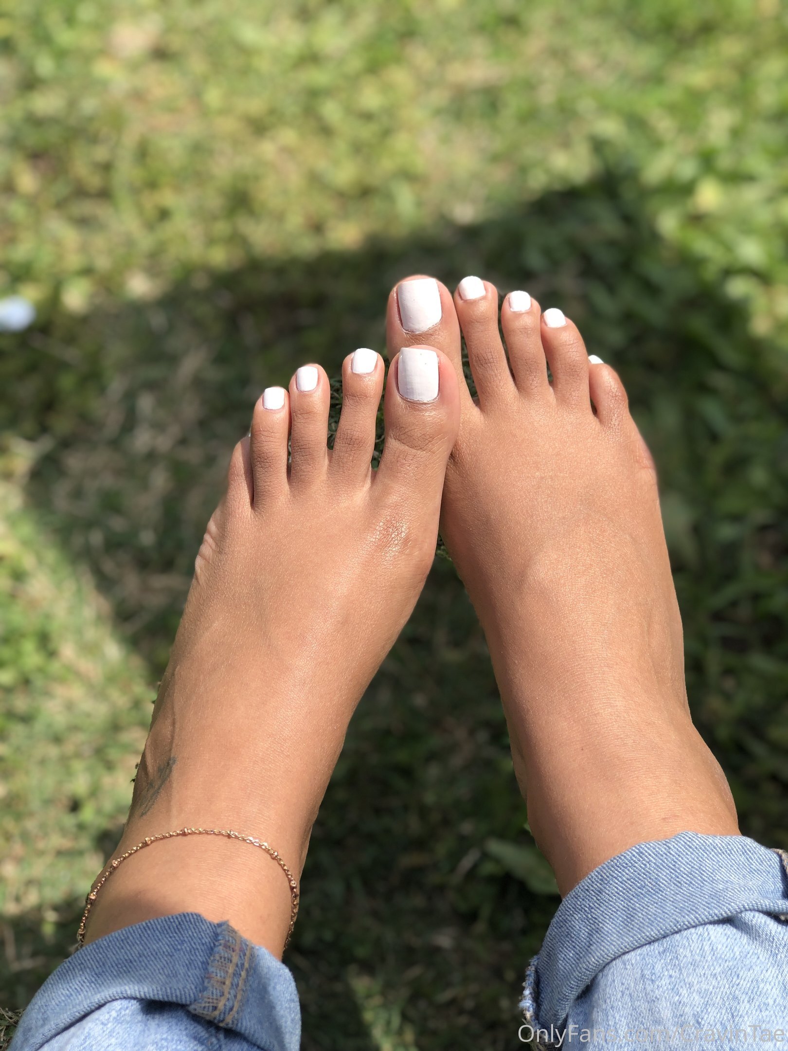 cravintae feet photo 17