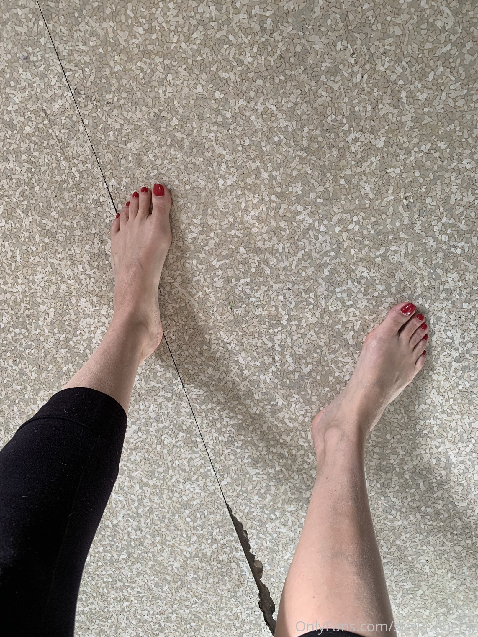 stella_liberty feet photo 12
