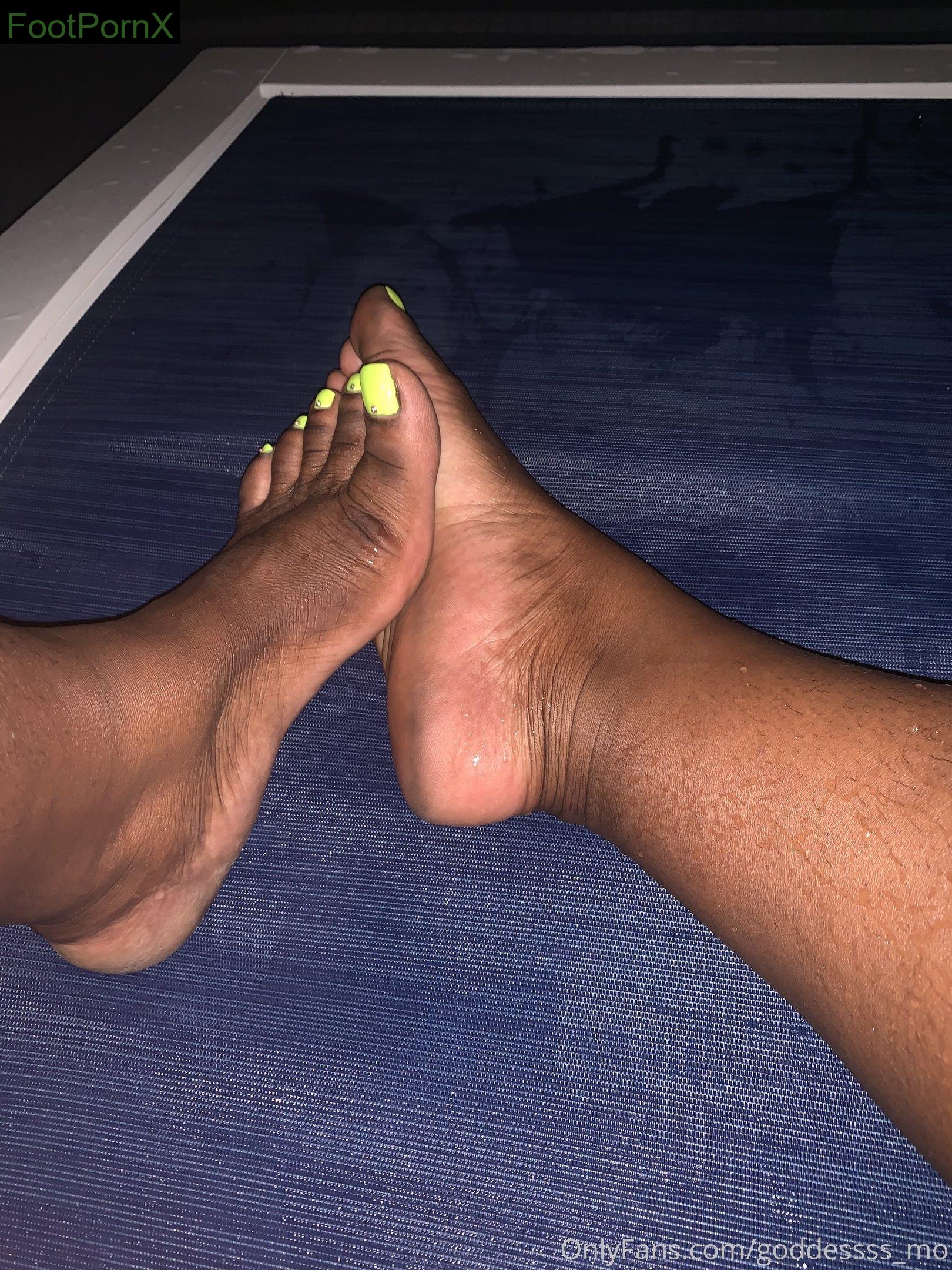 goddess_monay feet photo 11
