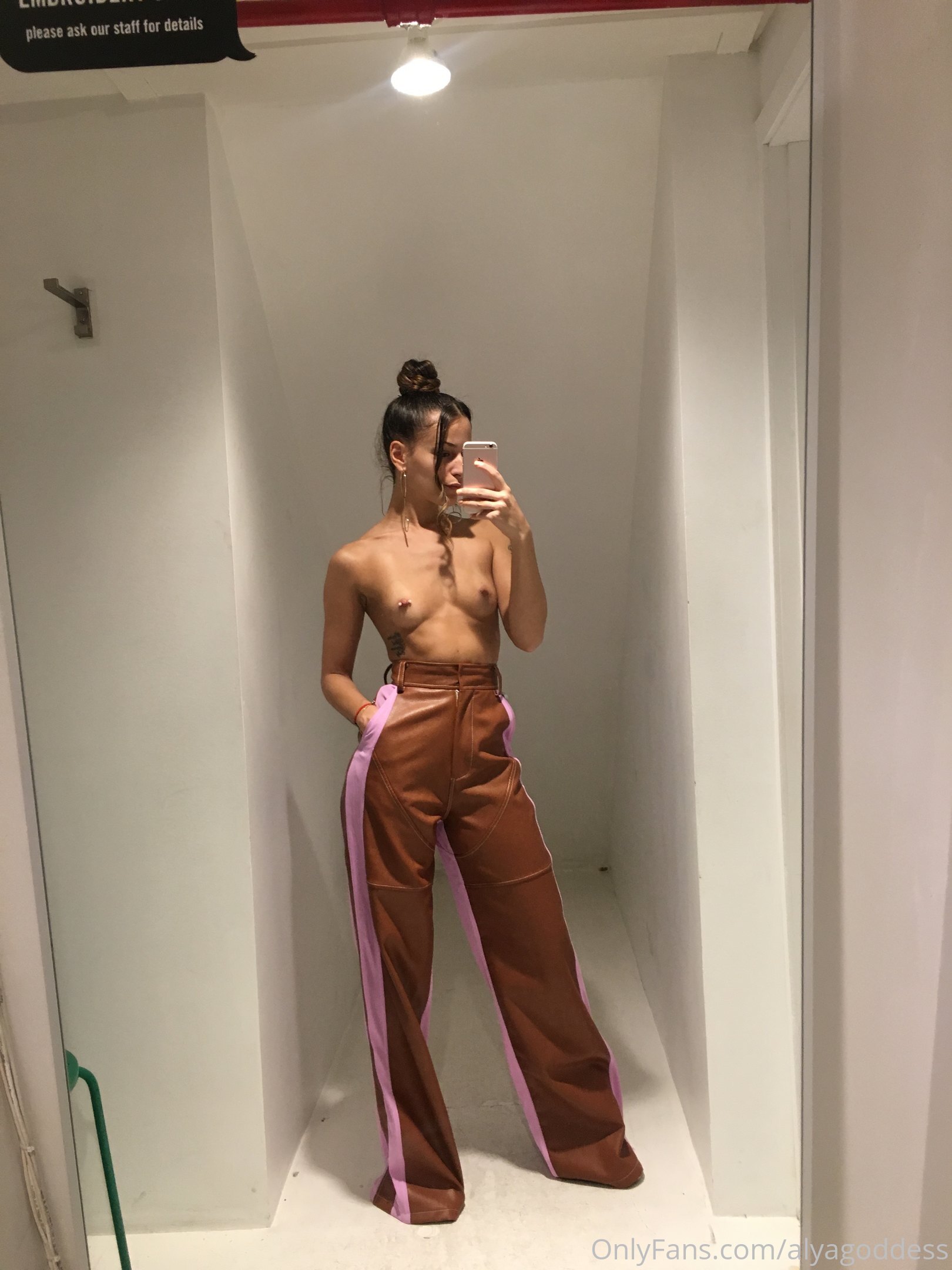 alyagoddess feet photo 5