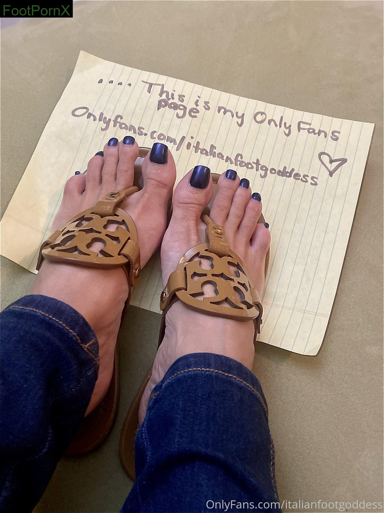 italianfootgoddess feet photo 22
