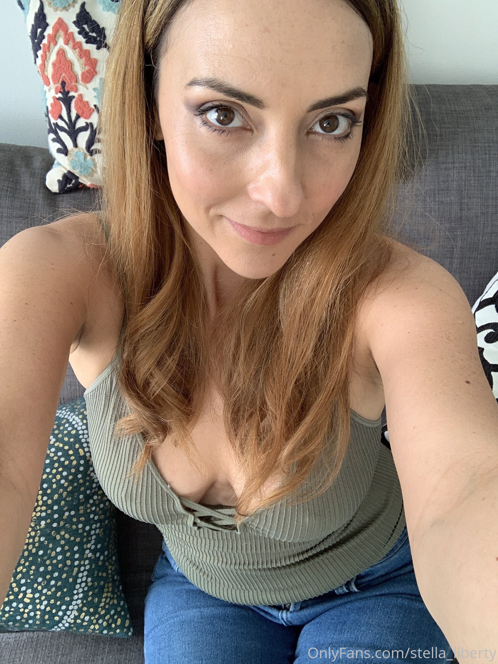 stella_liberty feet photo 20