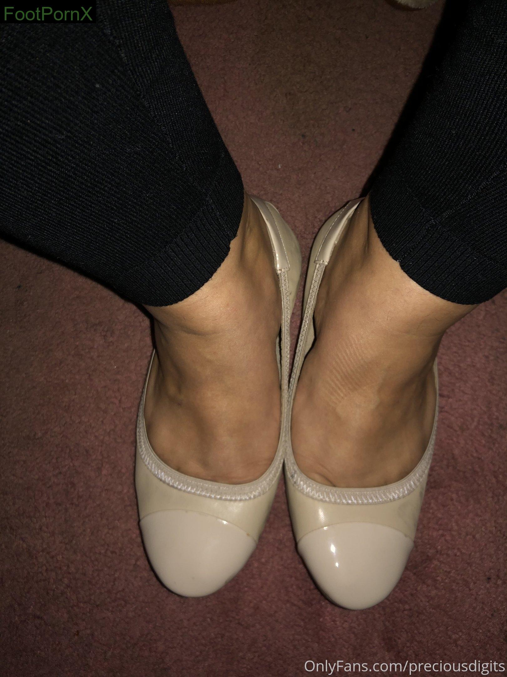 preciousdigits feet photo 23
