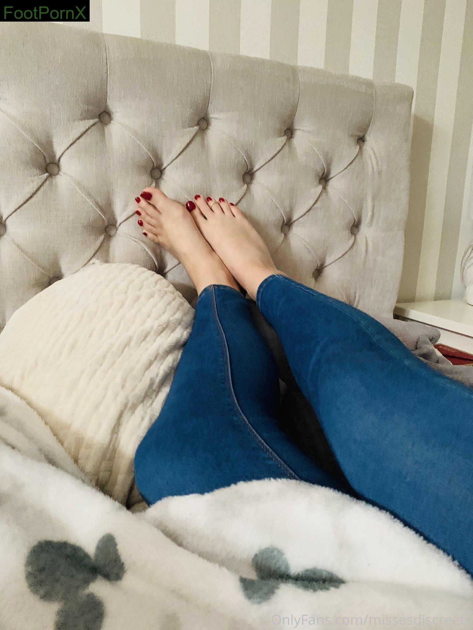 missesdiscreets feet photo 1