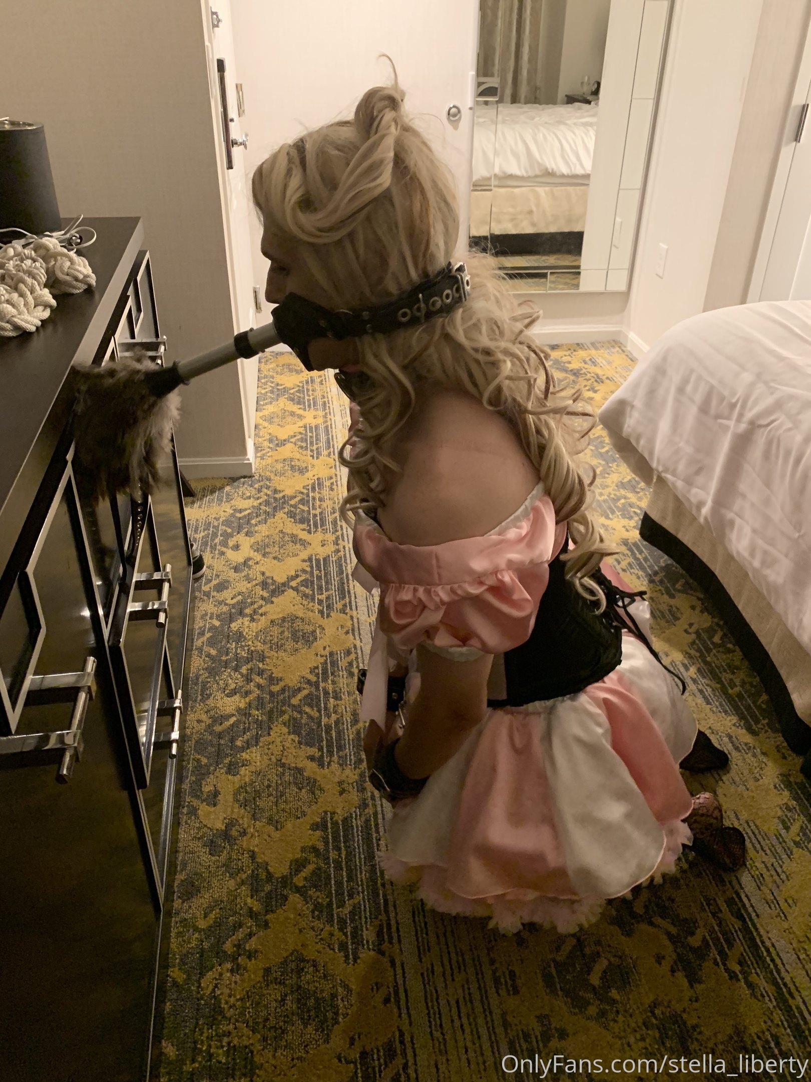 stella_liberty feet photo 14