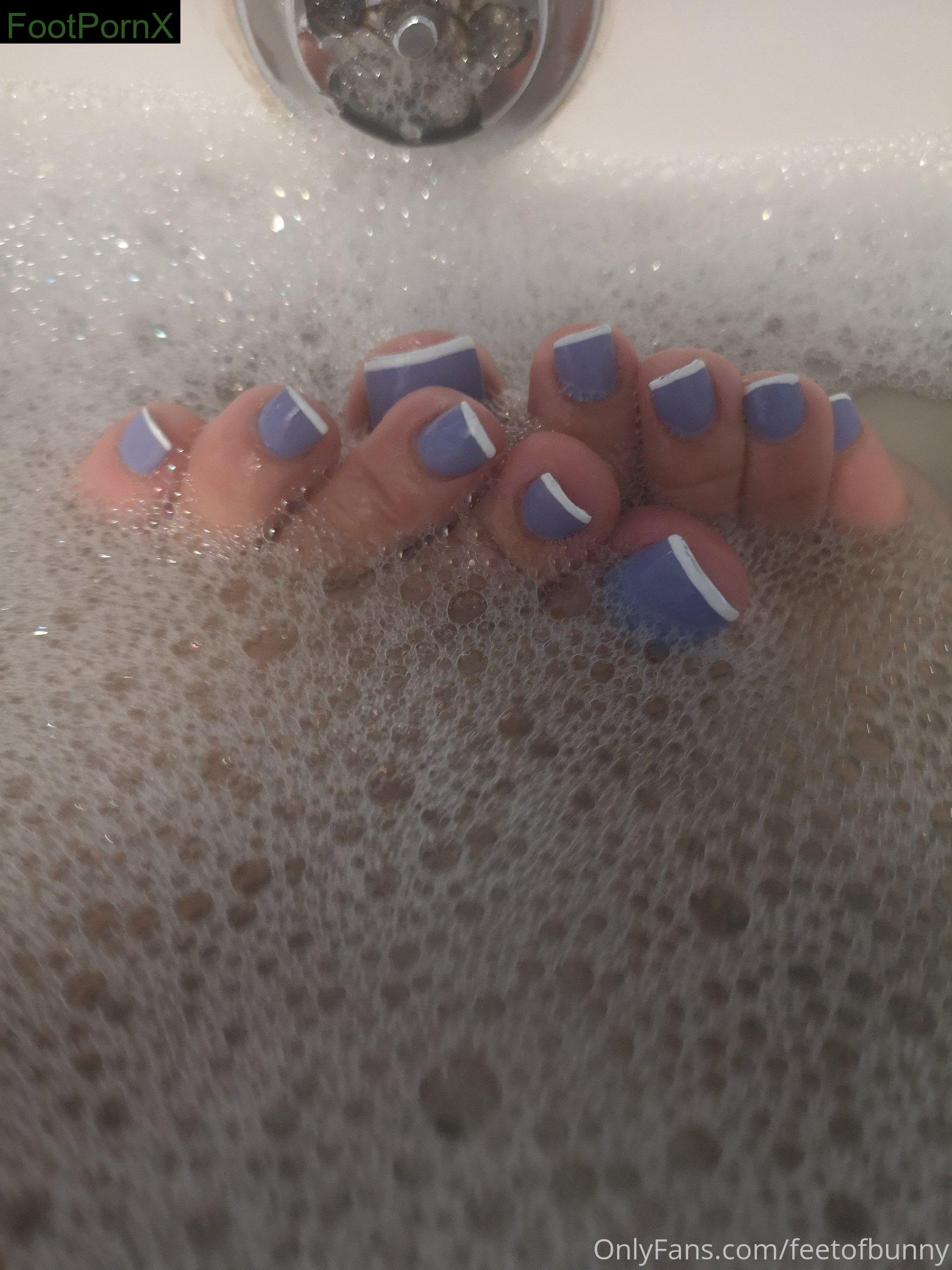 Feet Of Bunny feet photo 3