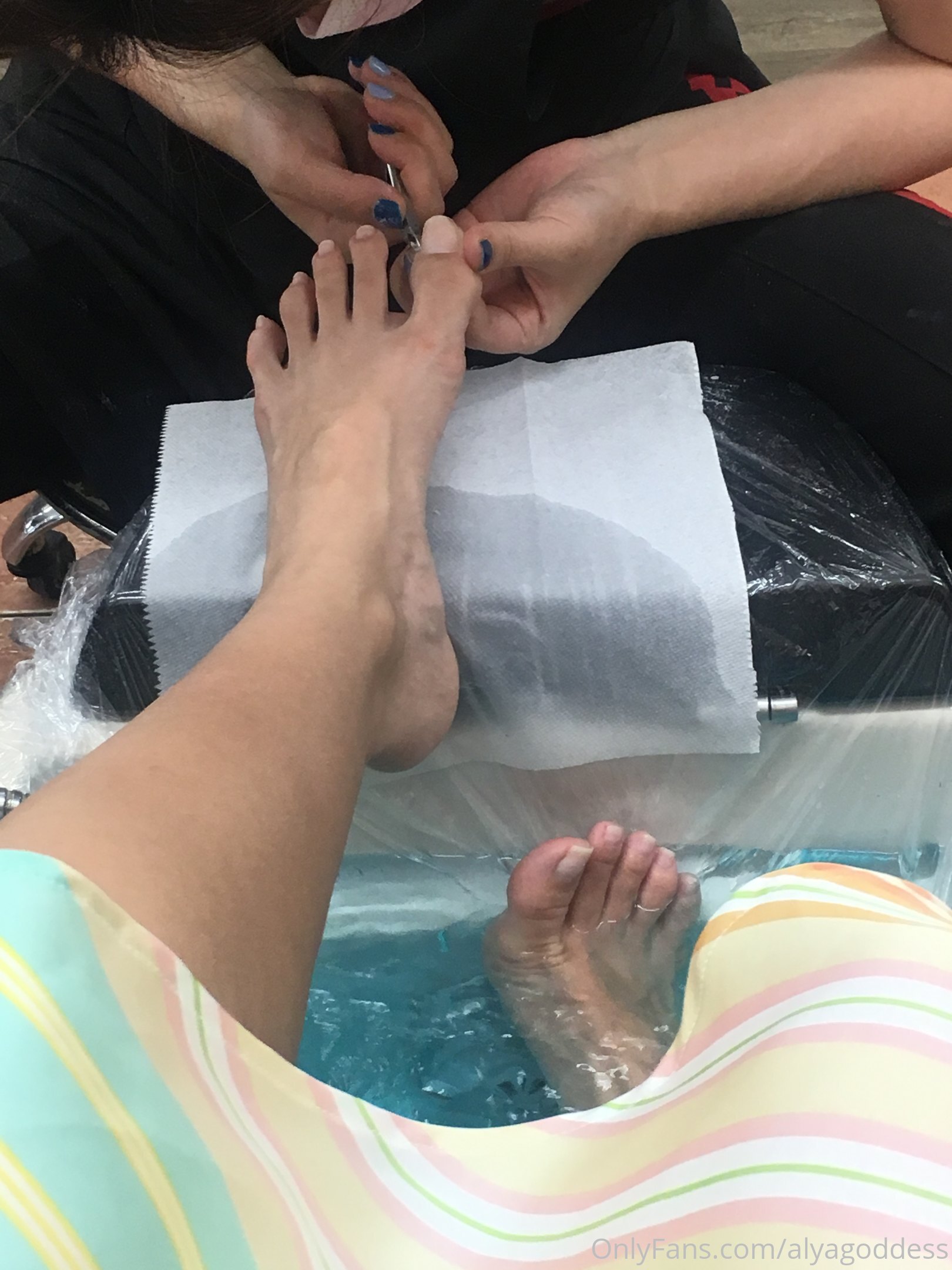alyagoddess feet photo 16