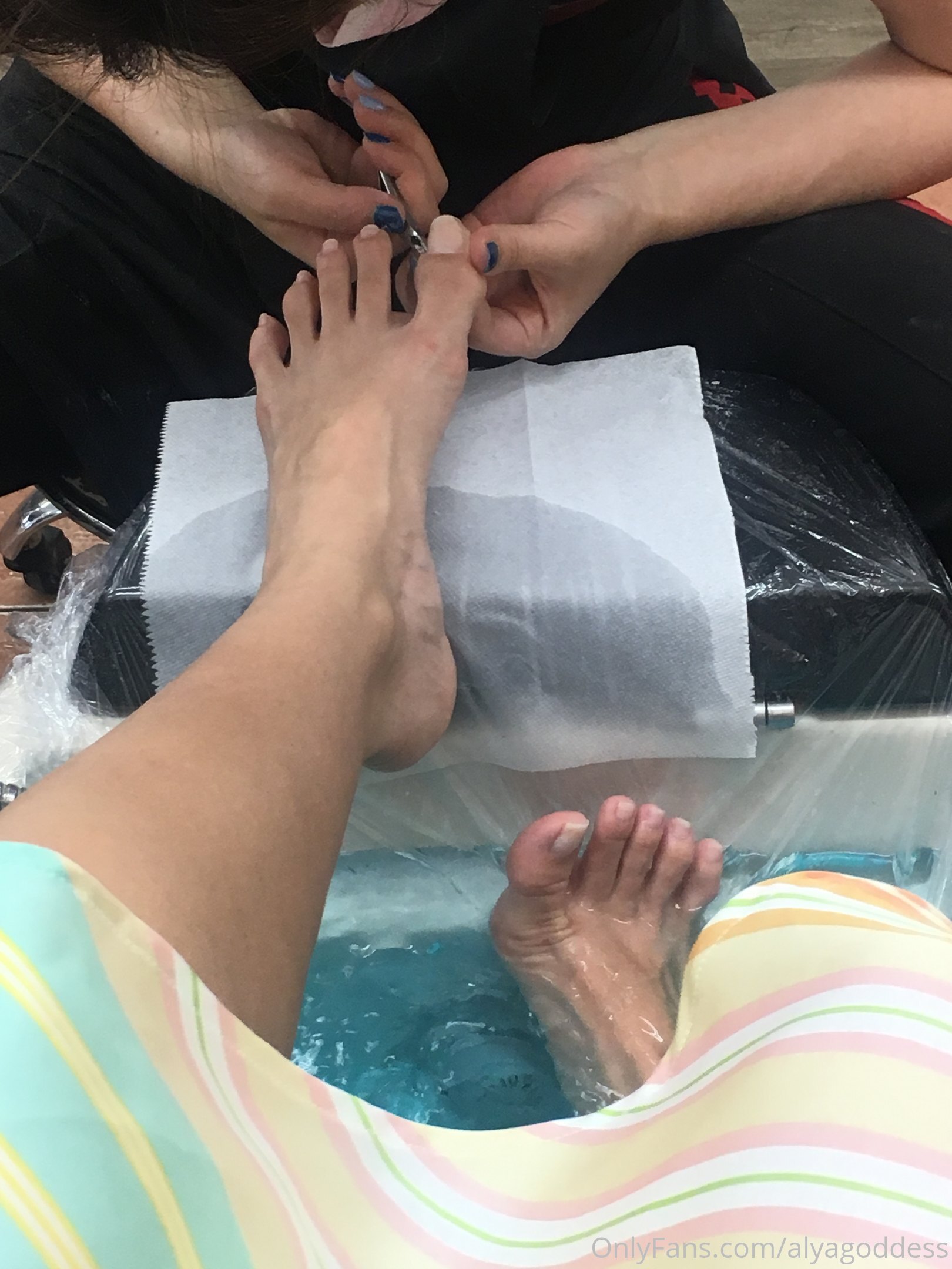 alyagoddess feet photo 15