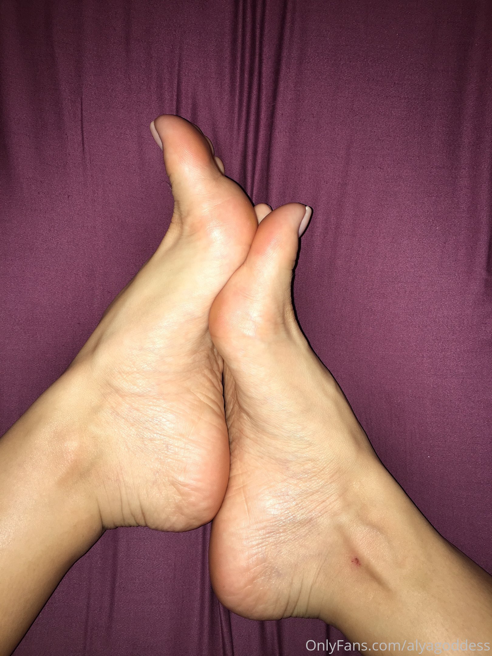 alyagoddess feet photo 18