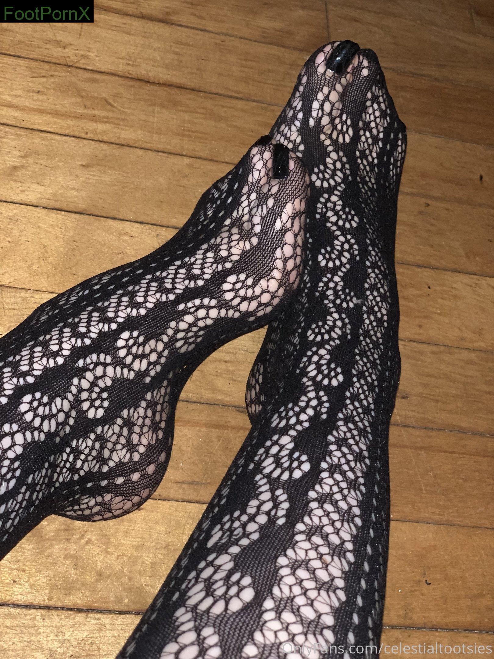 celestialtootsies feet photo 20