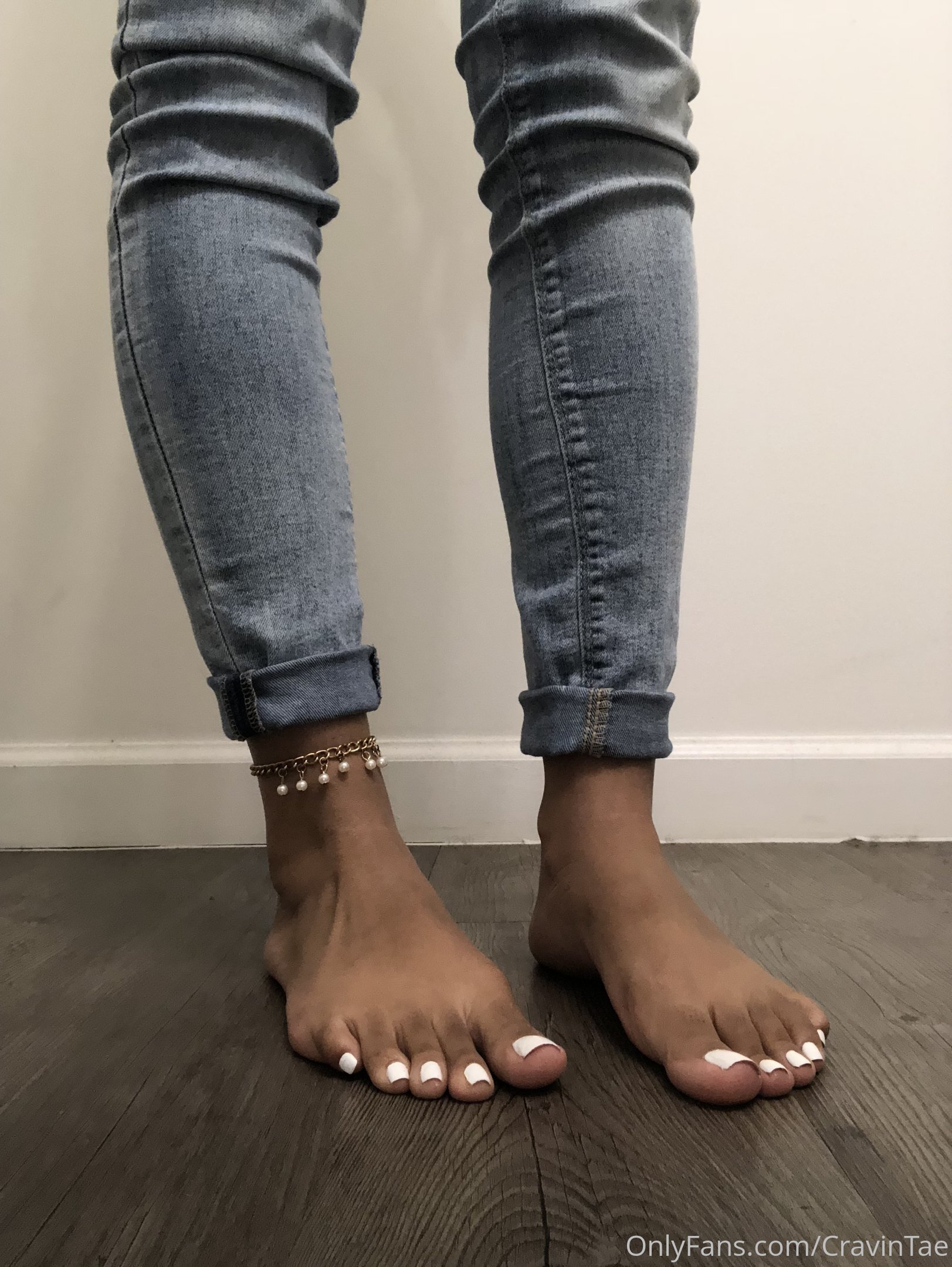 cravintae feet photo 14