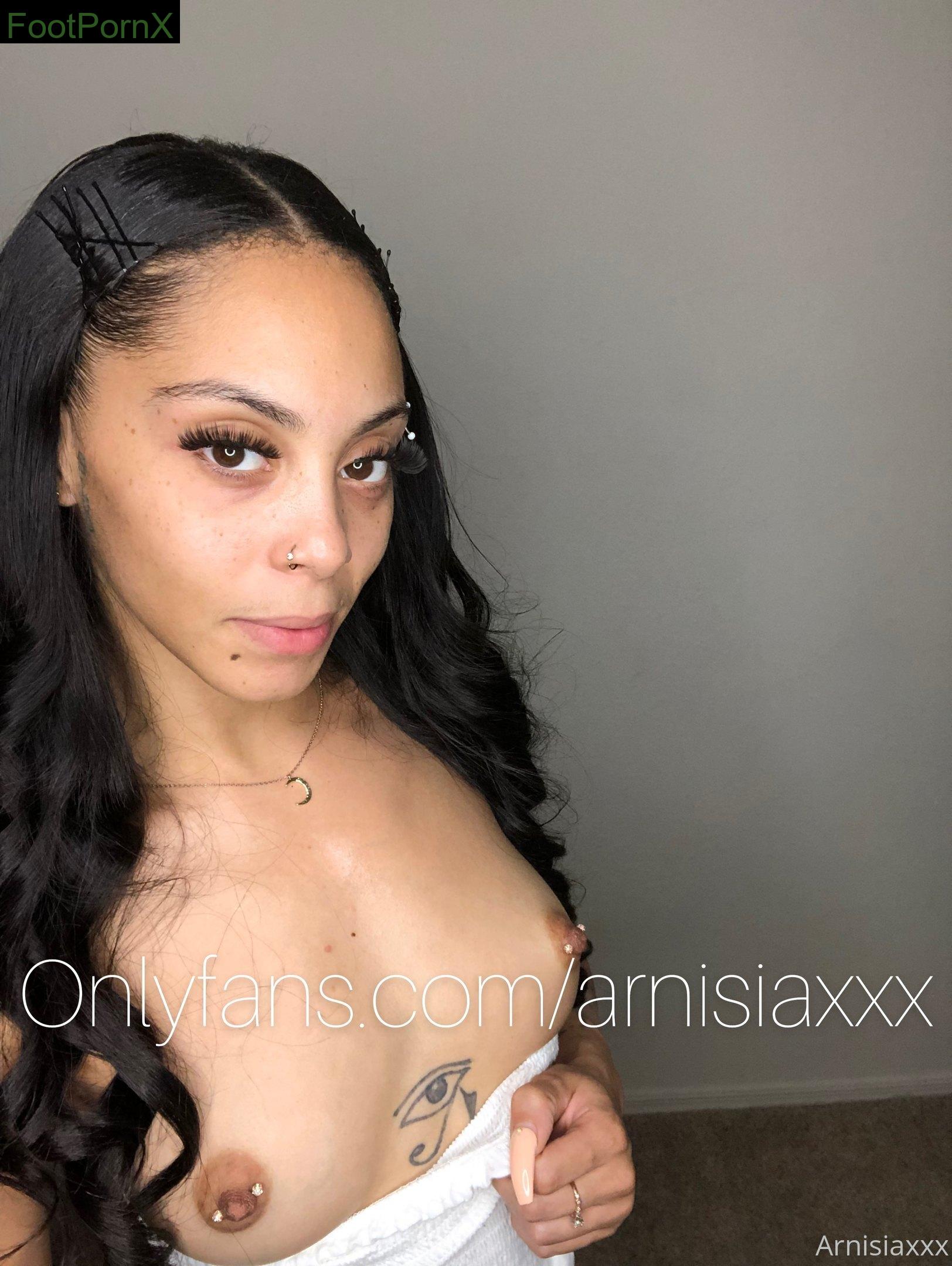 arnisiaxxx feet photo 3