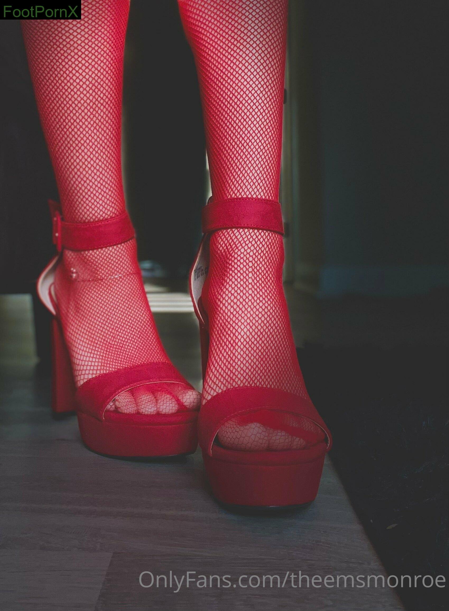 theemsmonroe feet photo 7