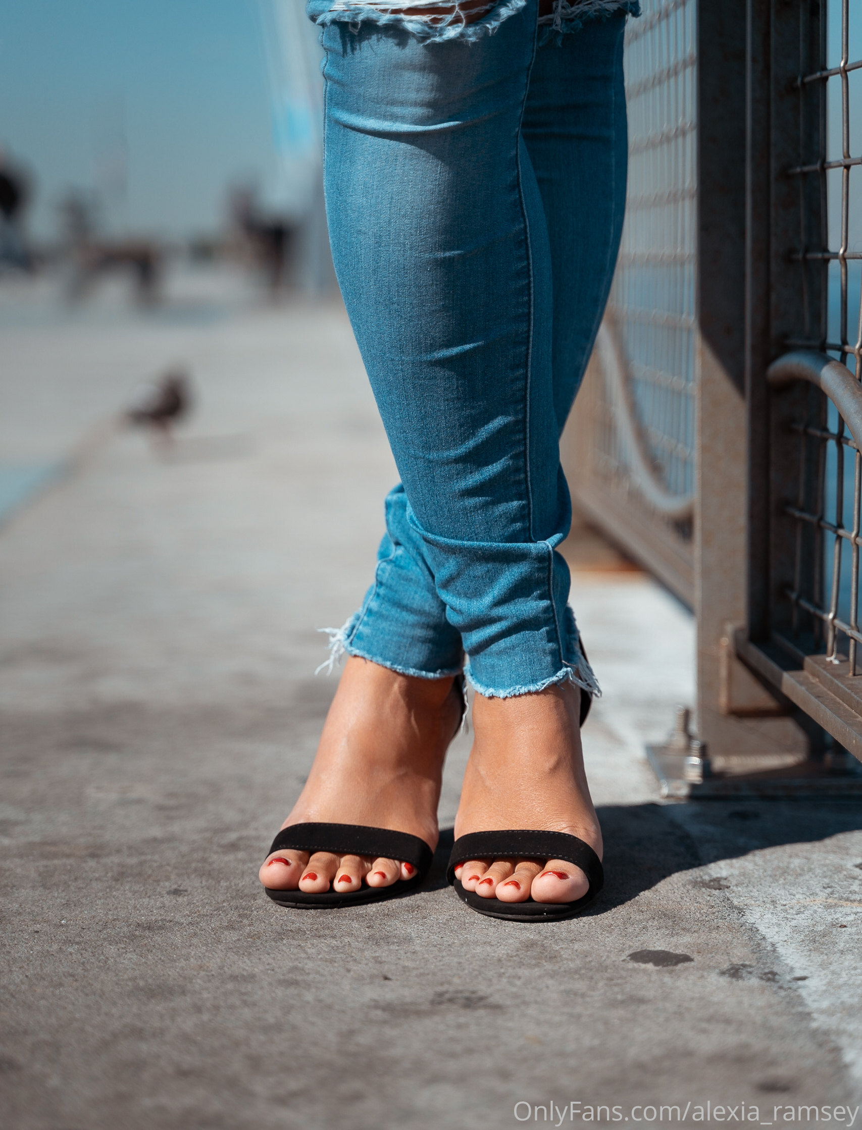 alexia_ramsey feet photo 2