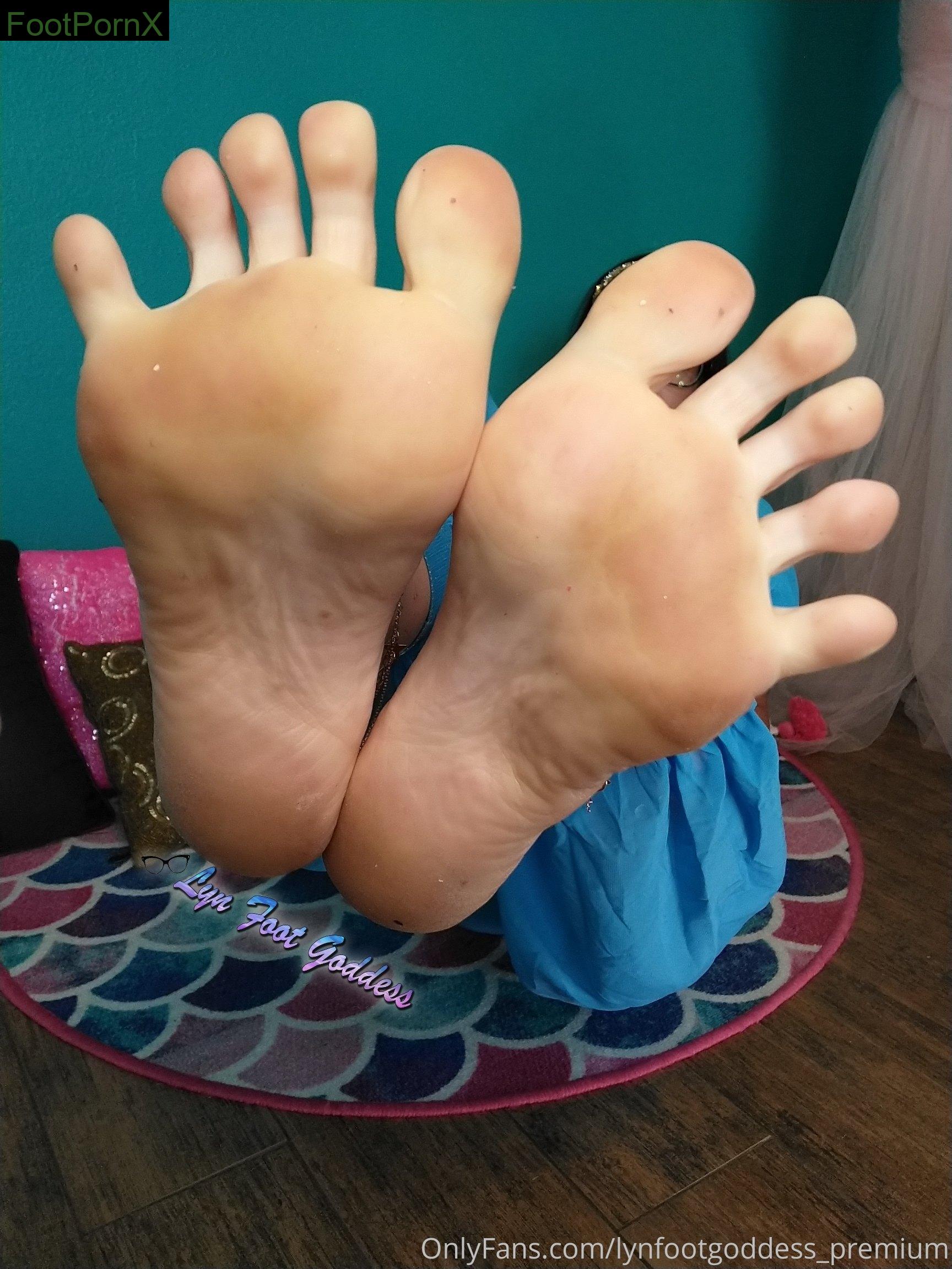 lynfootgoddess_premium feet photo 1