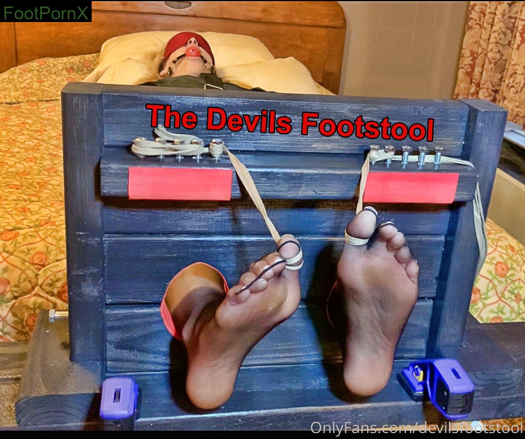 devilsfootstool feet photo 20