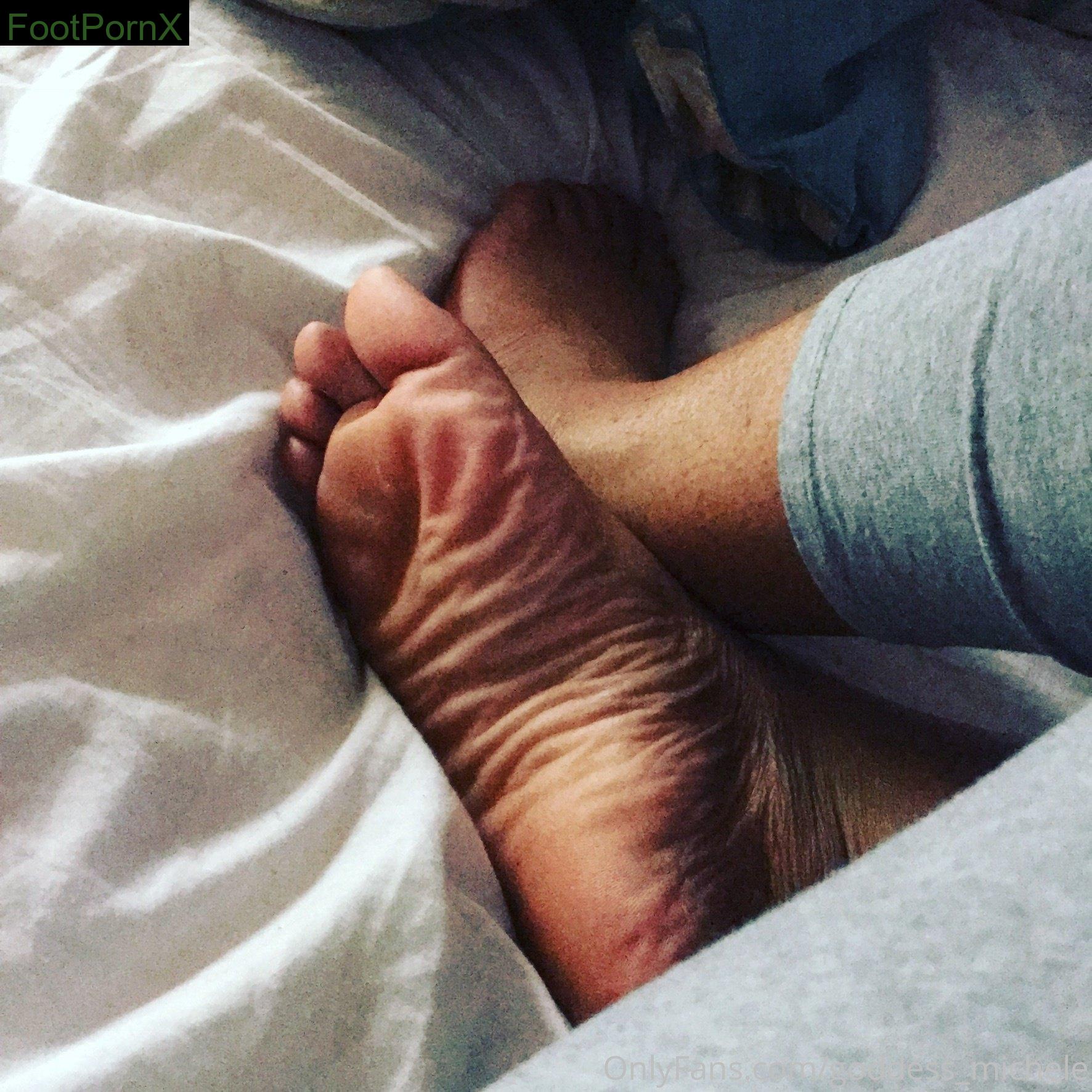 goddess_michele feet photo 21
