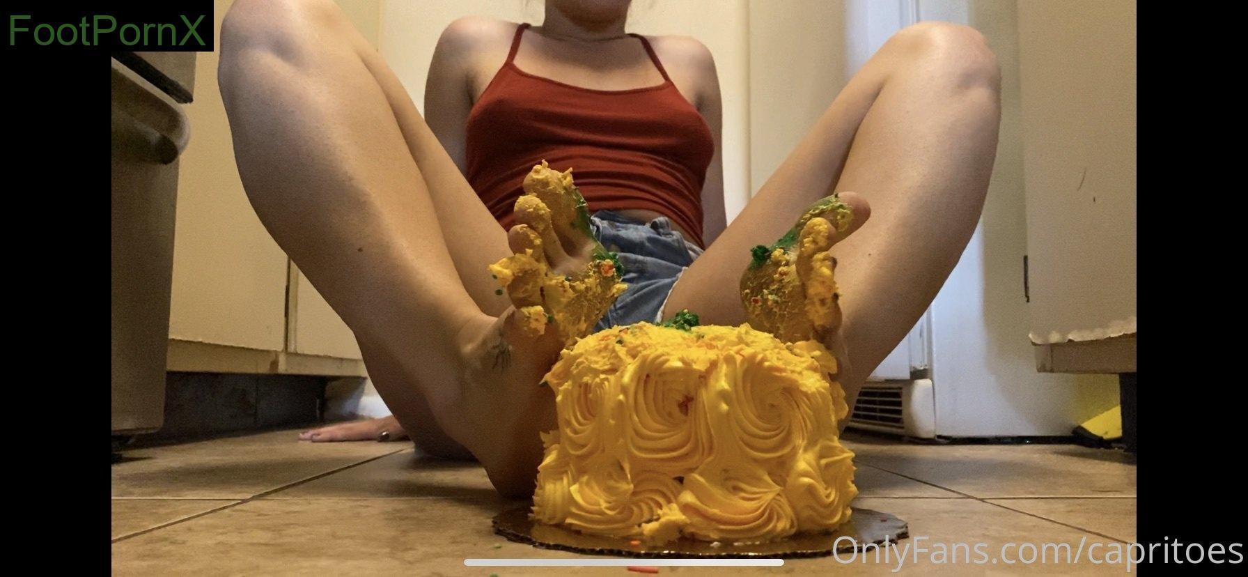capritoes feet photo 1