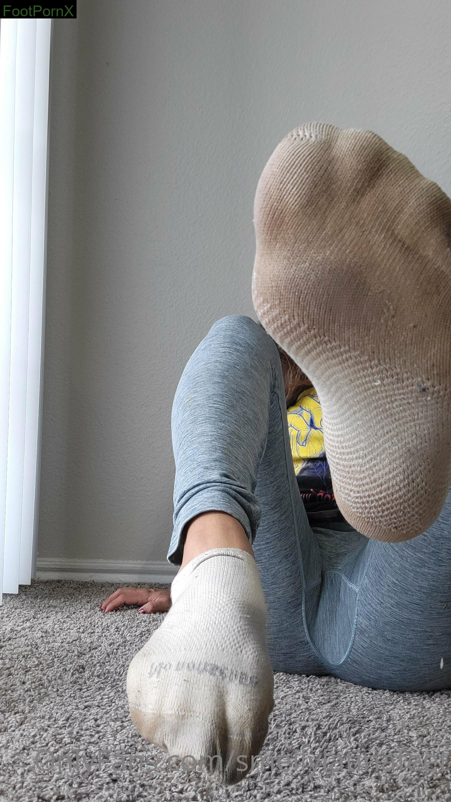 smellylatinafeet feet photo 20
