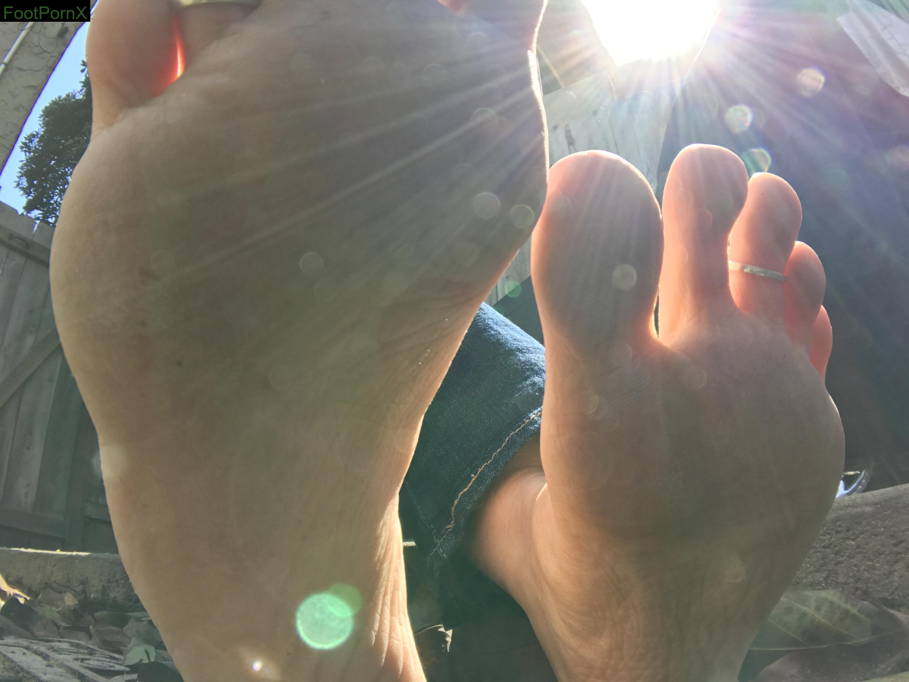 ilovebriannakelly feet photo 16