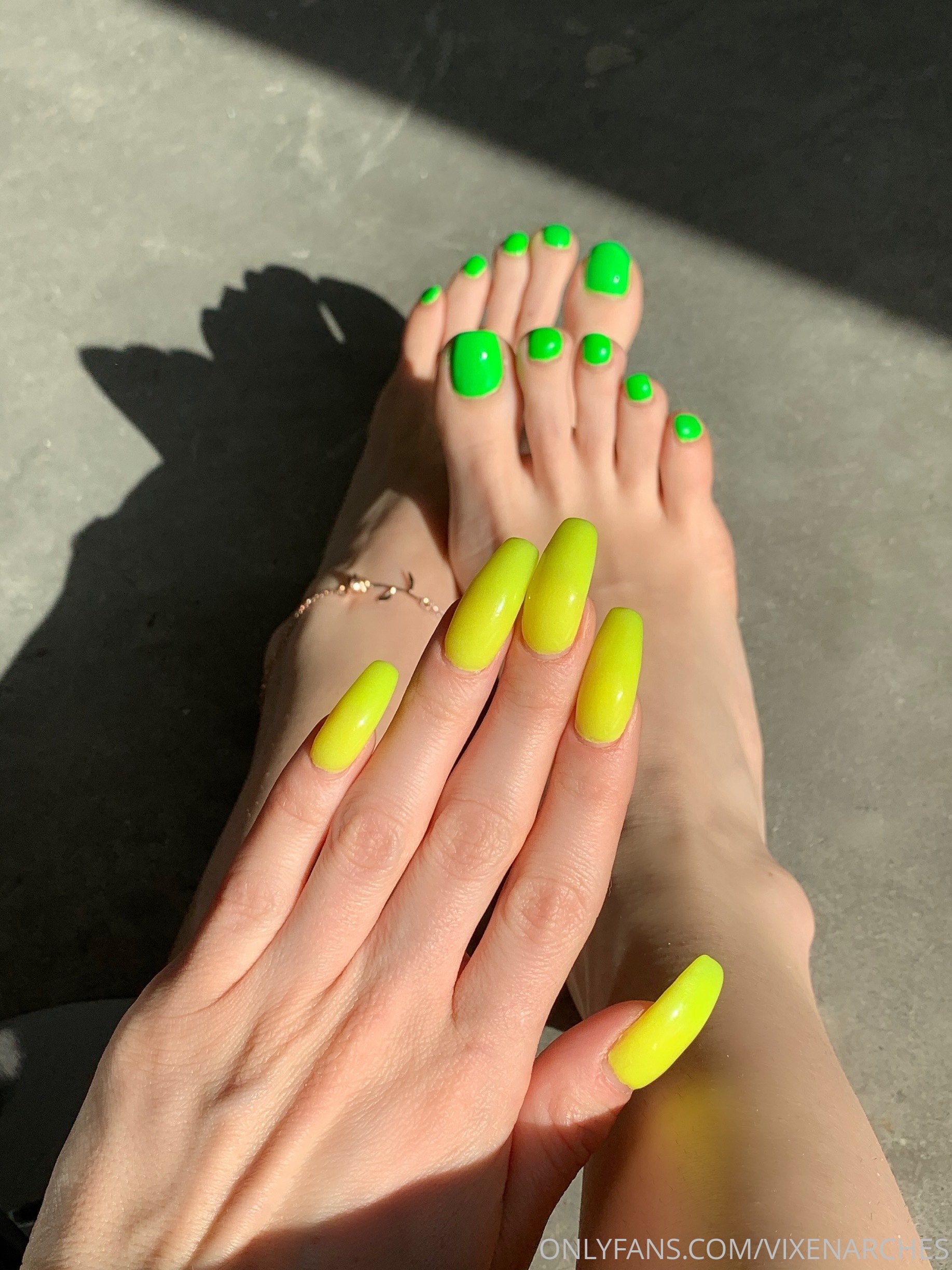 vixenarches feet photo 15