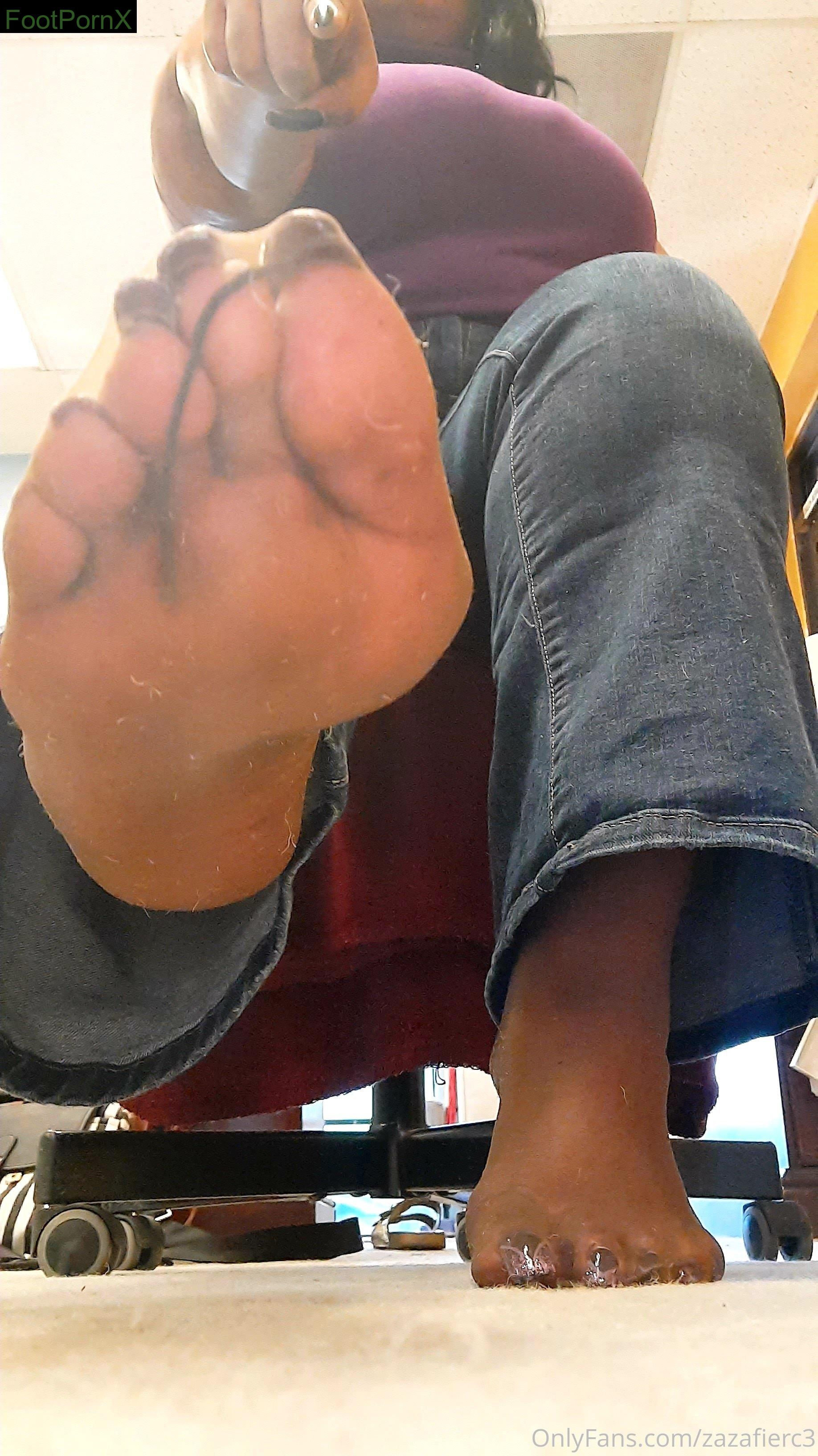 zazafierc3 feet photo 15