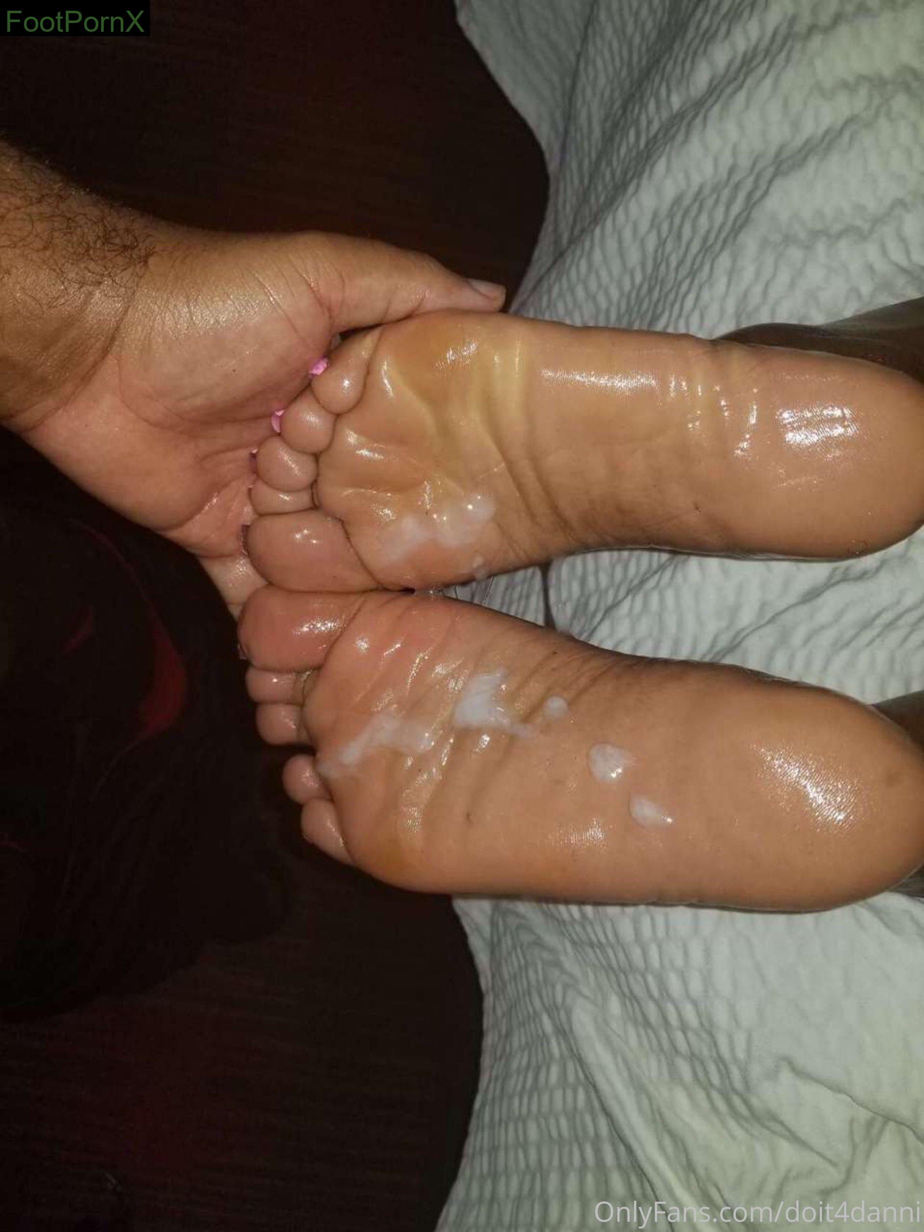 doit4danni feet photo 7