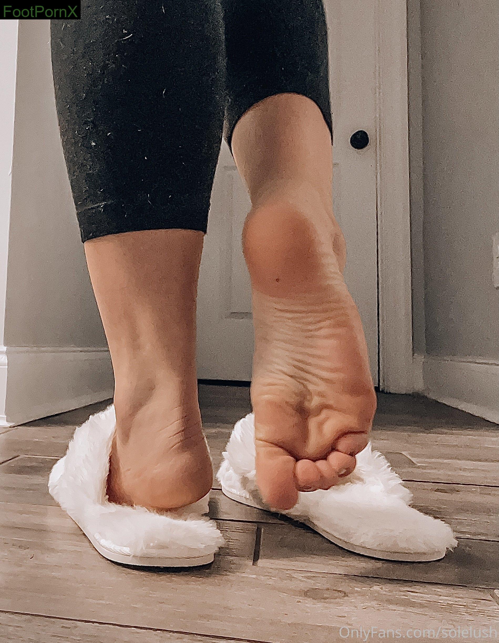 solelush feet photo 12
