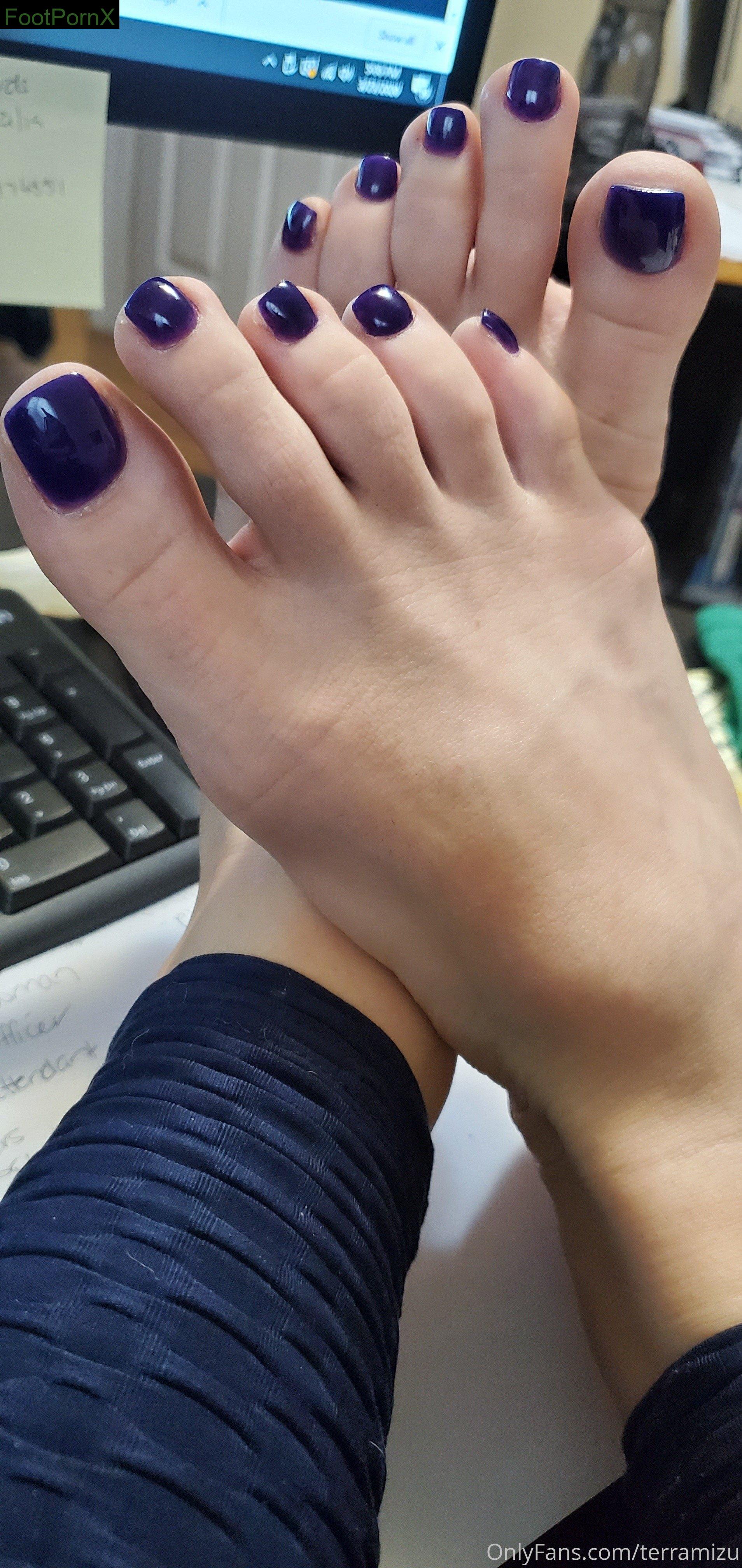 terramizu feet photo 4
