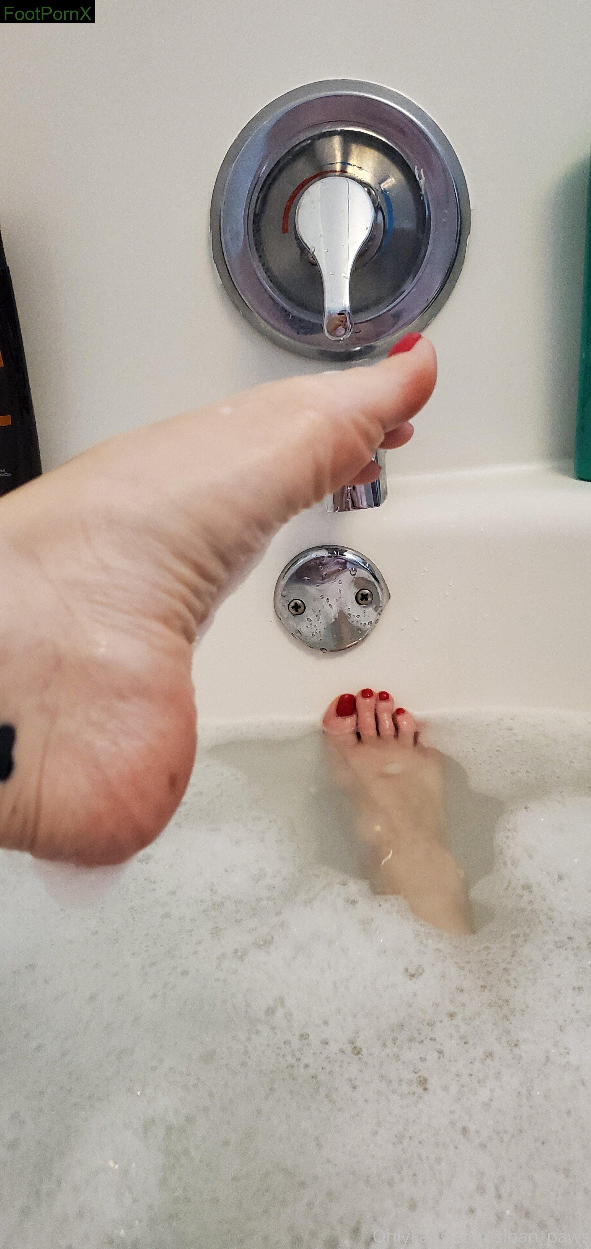 sloan_paws feet photo 8