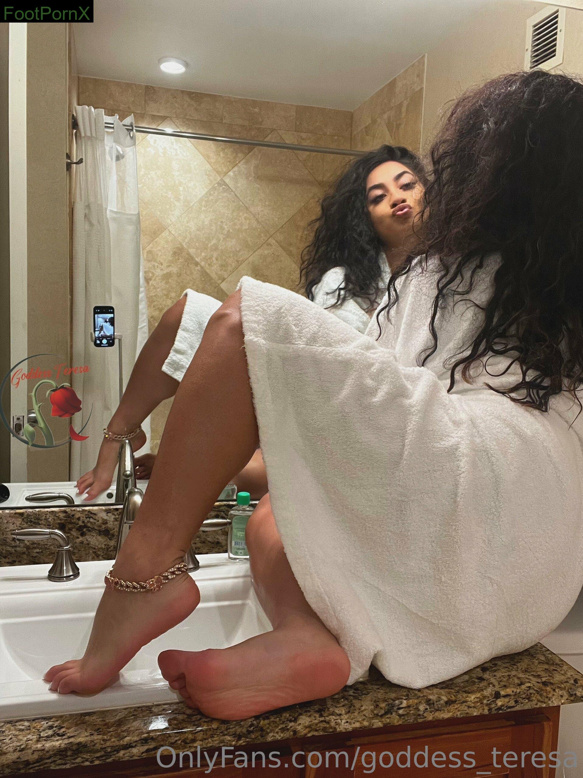 goddess_teresa feet photo 4
