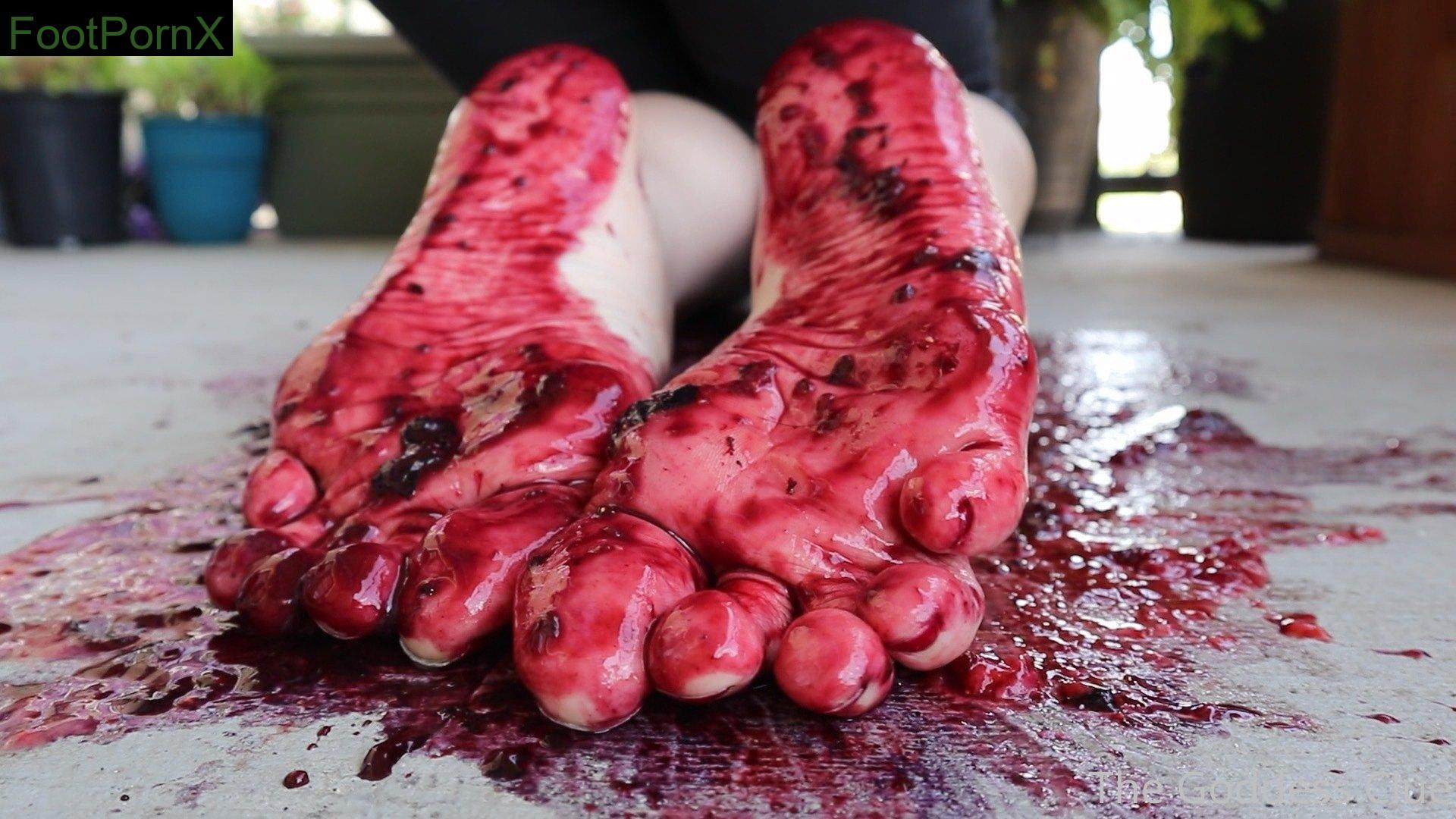 the-goddess-clue feet photo 14