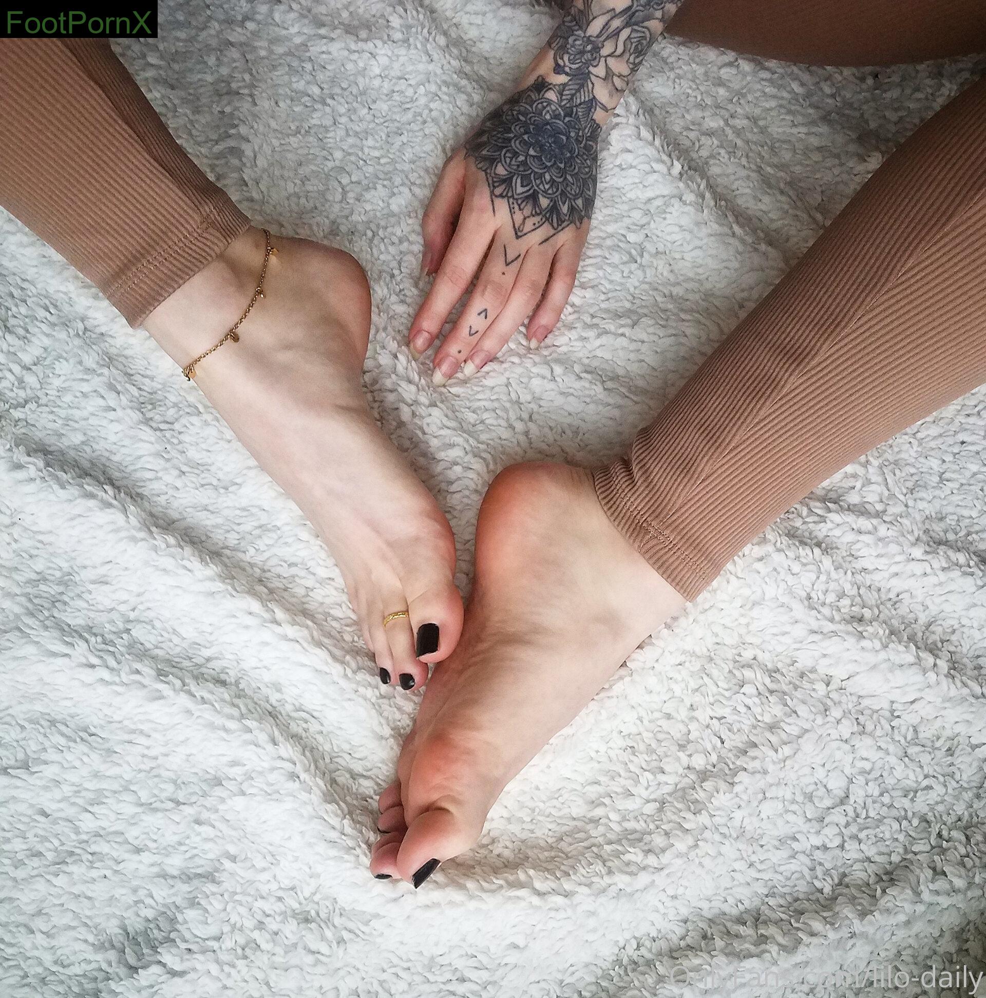 lilo-daily feet photo 20
