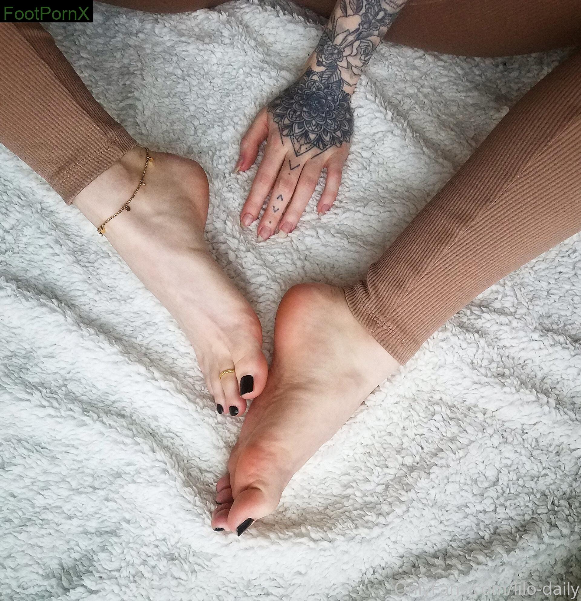lilo-daily feet photo 21