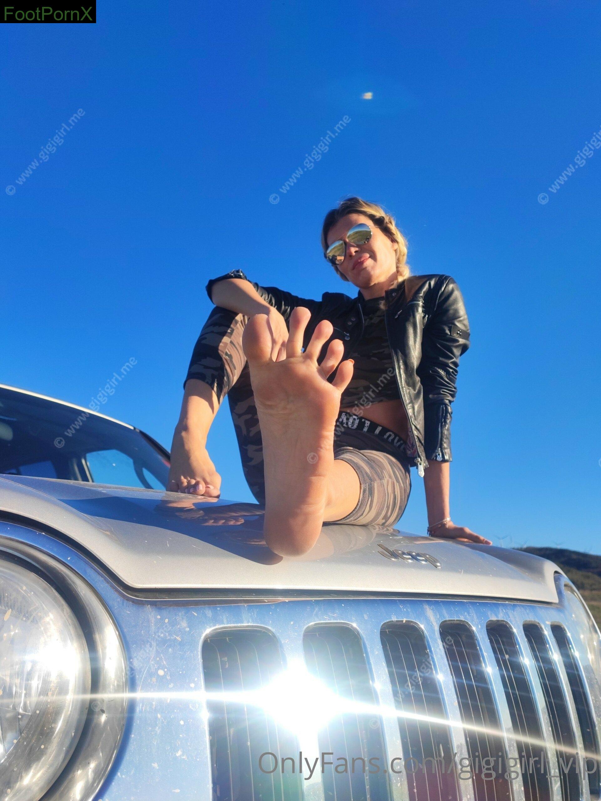 gigigirl_vip feet photo 17