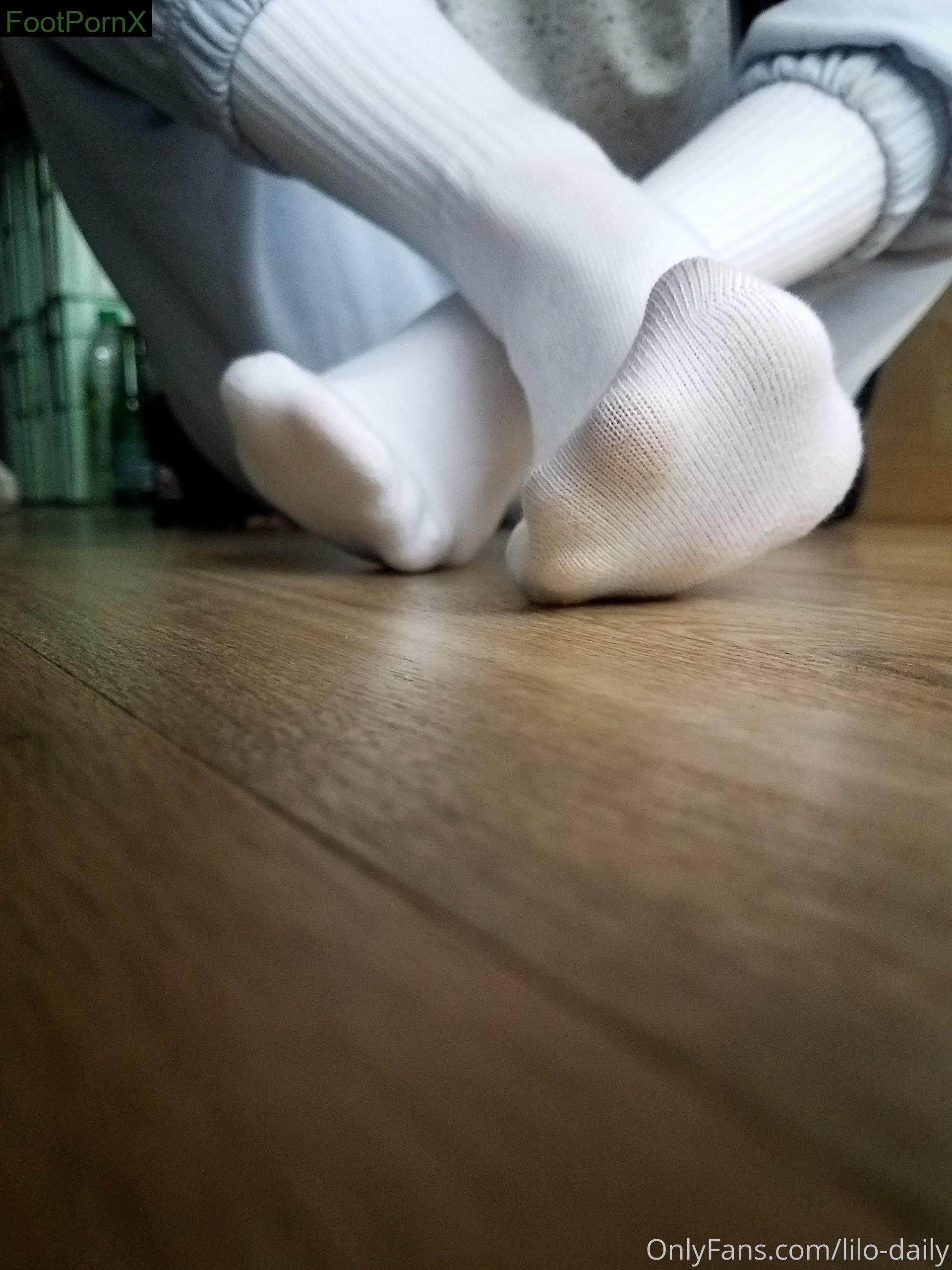 lilo-daily feet photo 5