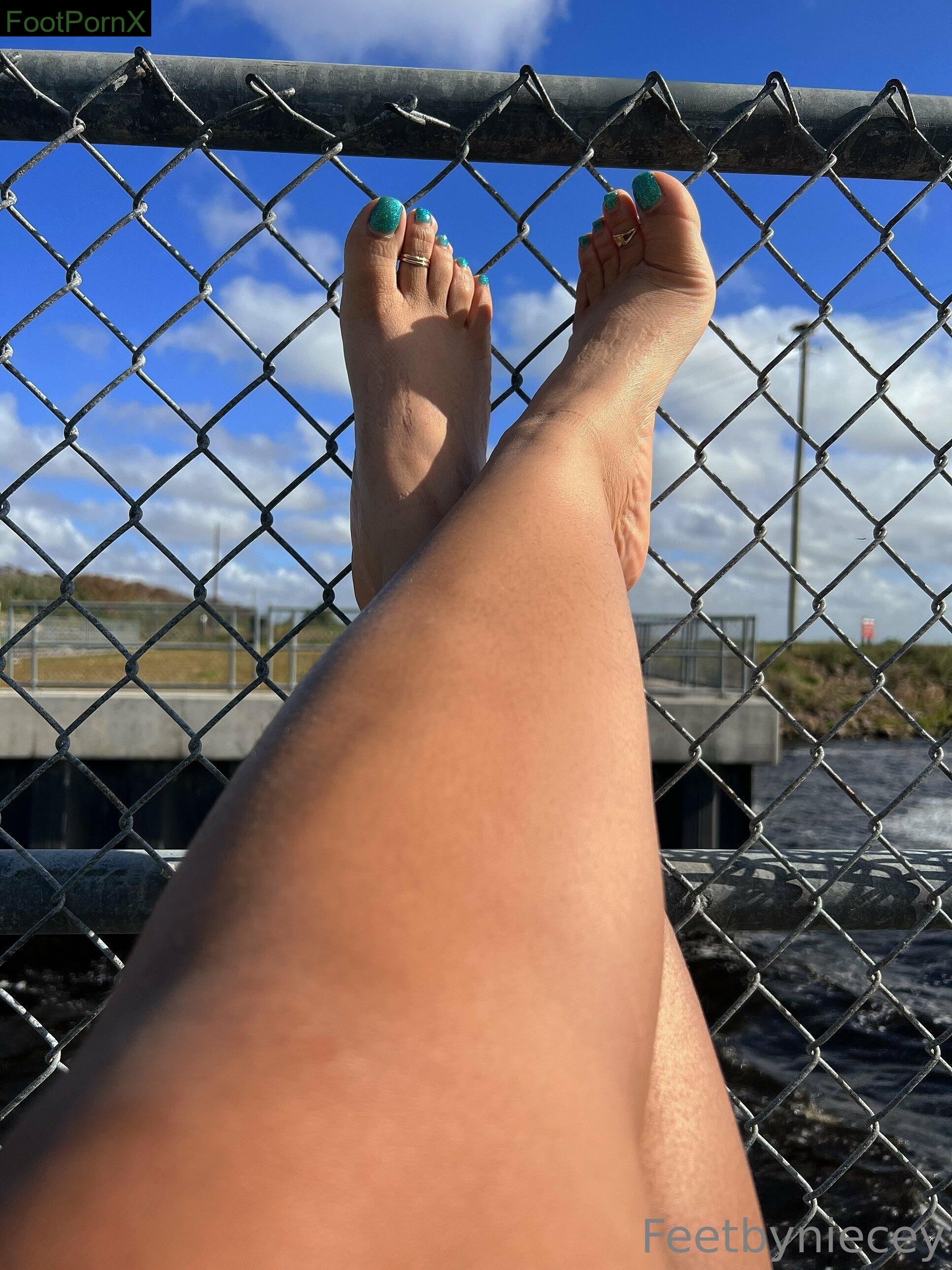 feetbynieceyy feet photo 22