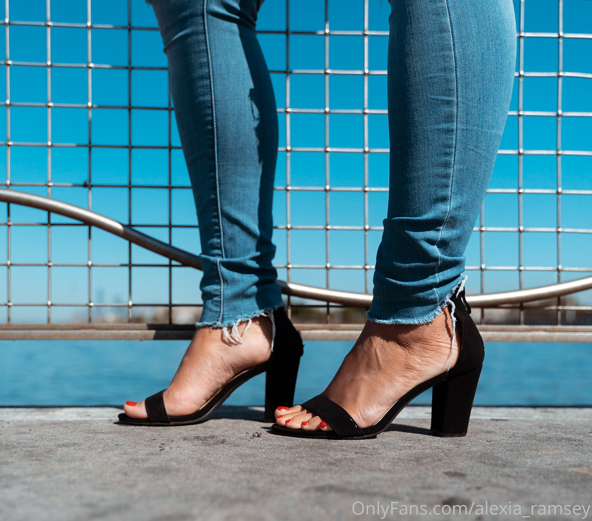 alexia_ramsey feet photo 10