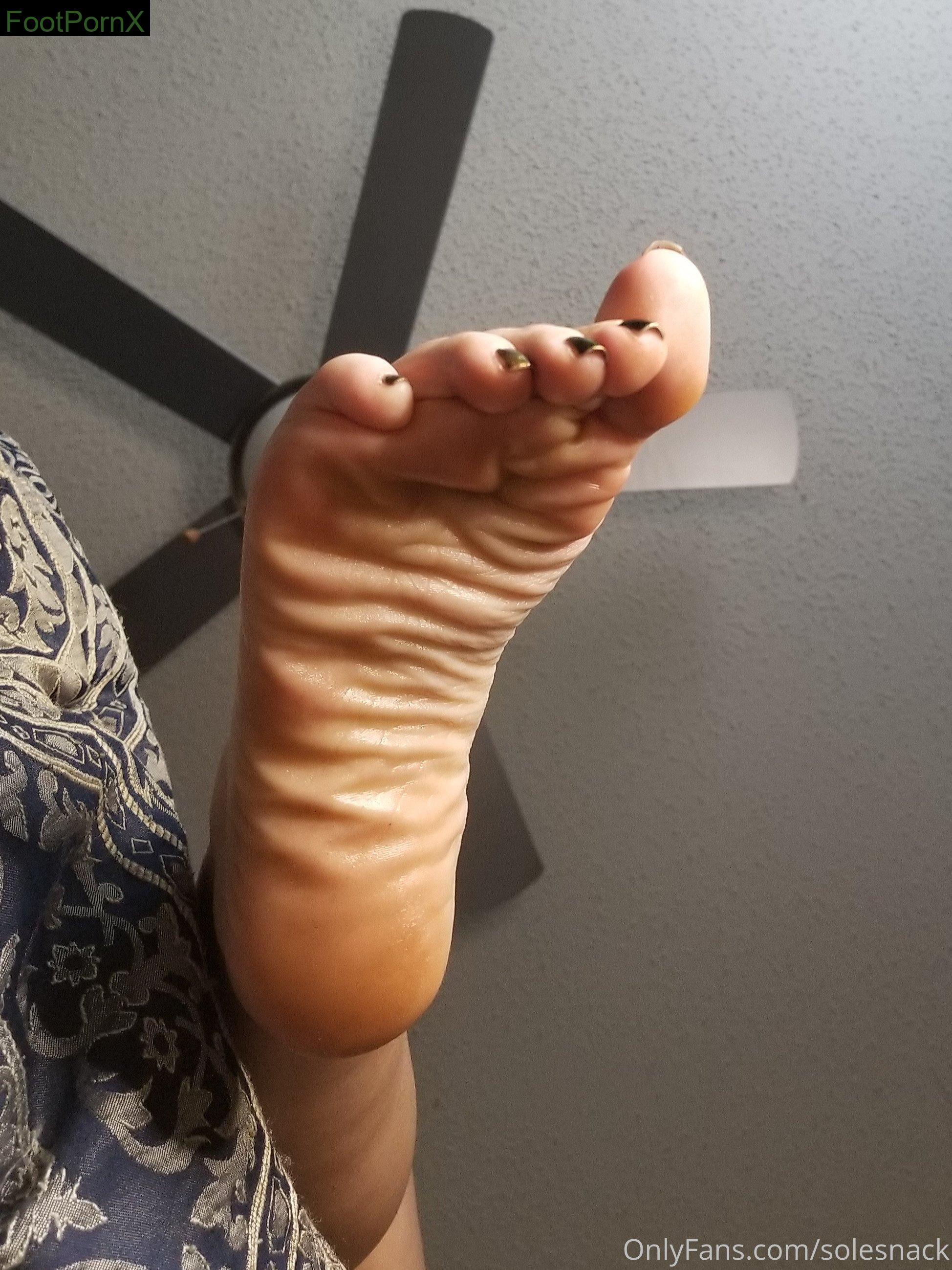 solesnack feet photo 14